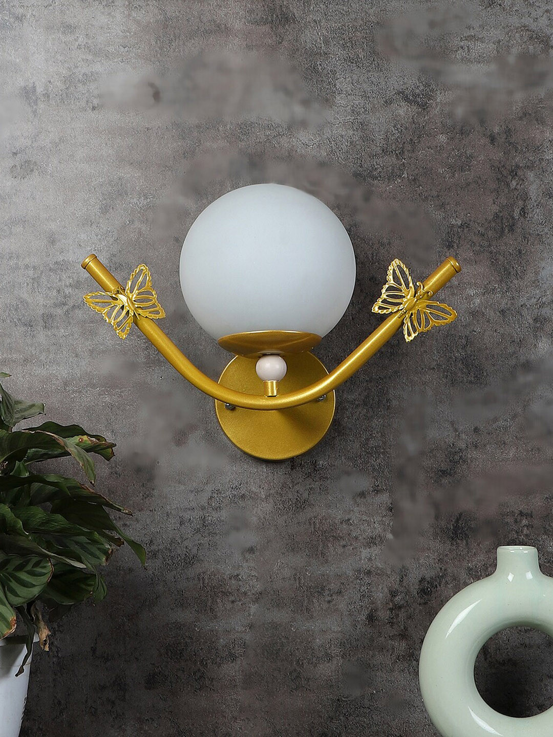 decorativeray Gold Toned Spherical Shaped Wall Lamps