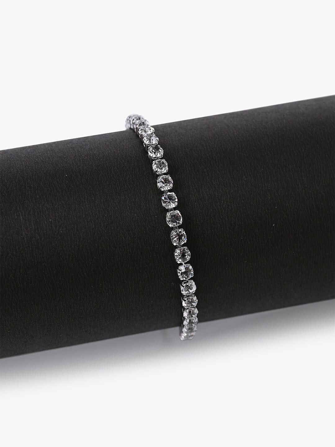 Kazo Silver Plated Artificial Stones Link Bracelet