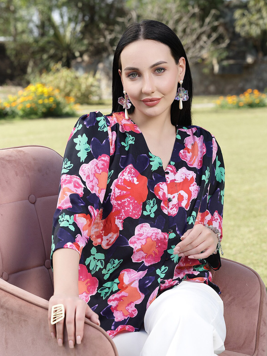 plusS Black & Red Floral Printed V-Neck Shirt Style Top