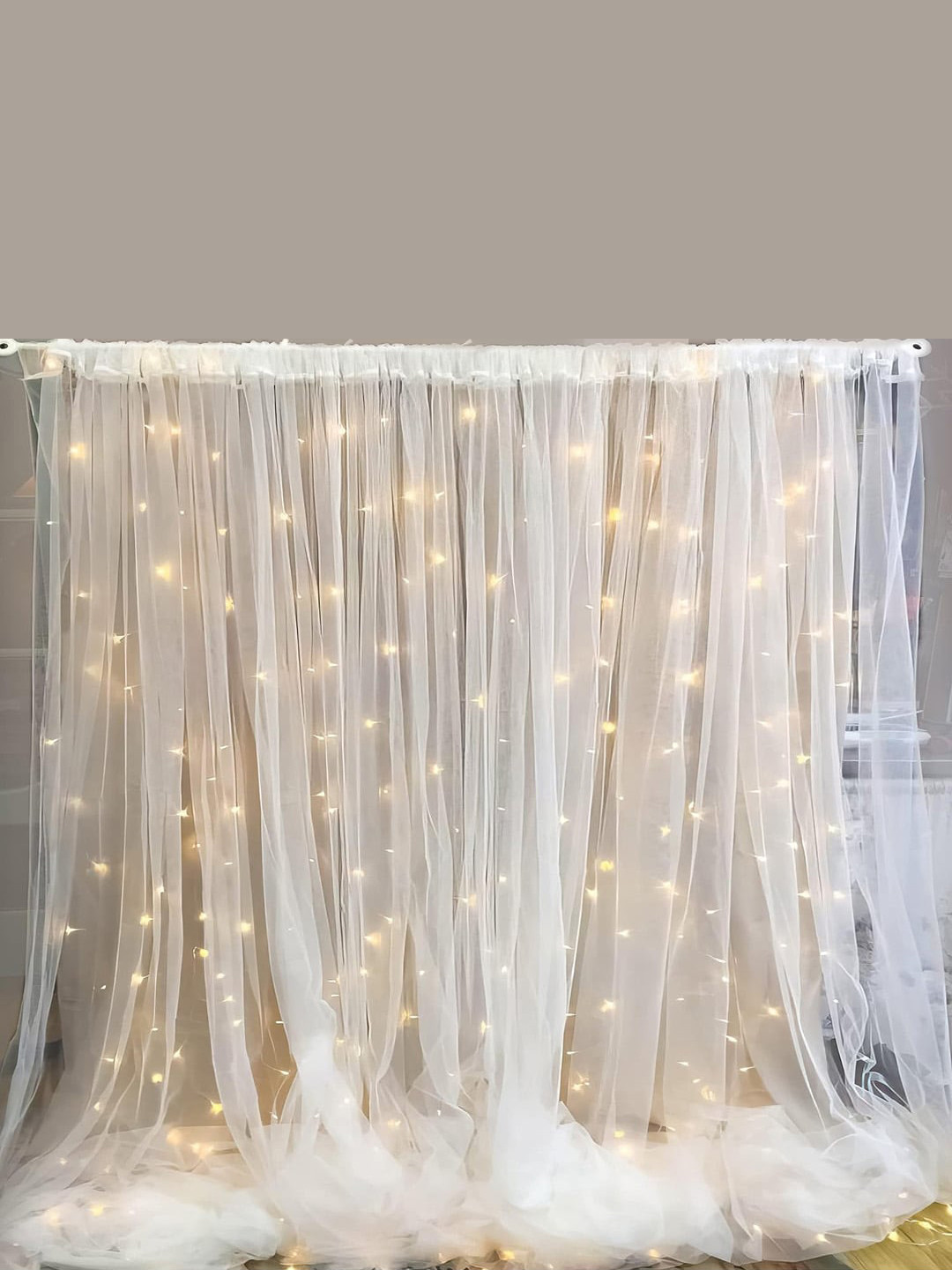 Special You White  6Pcs Backdrop Decoration Items