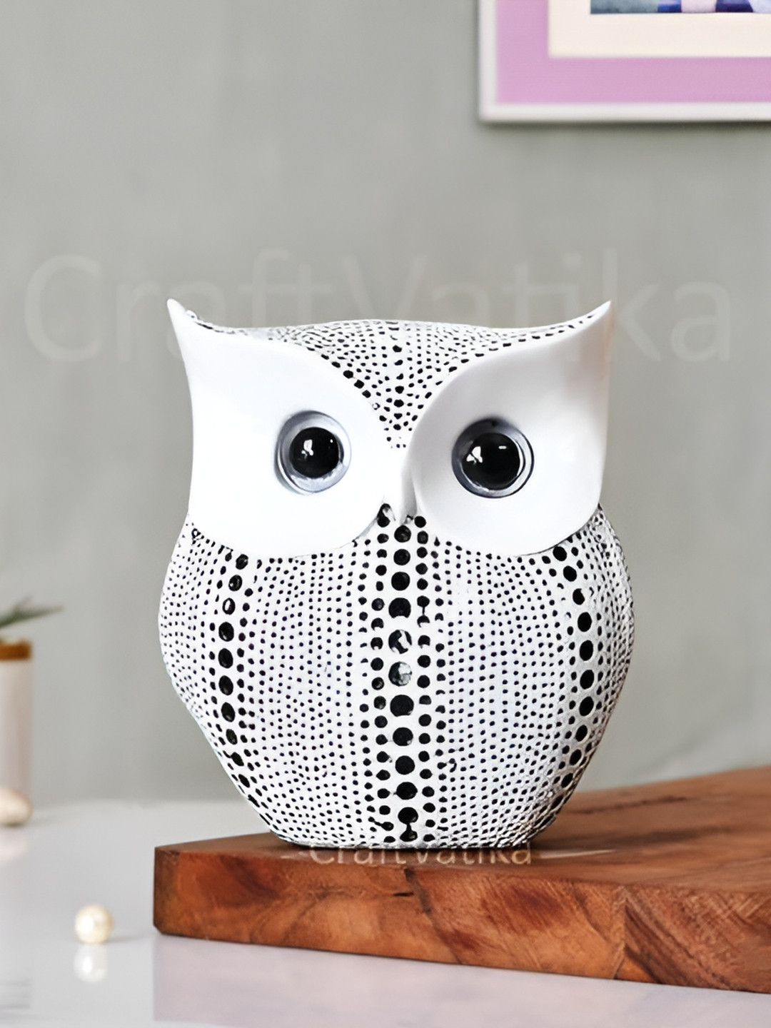CraftVatika Owl White Polyresin Natural Home Office Medium Showpiece - 5.4 Inches