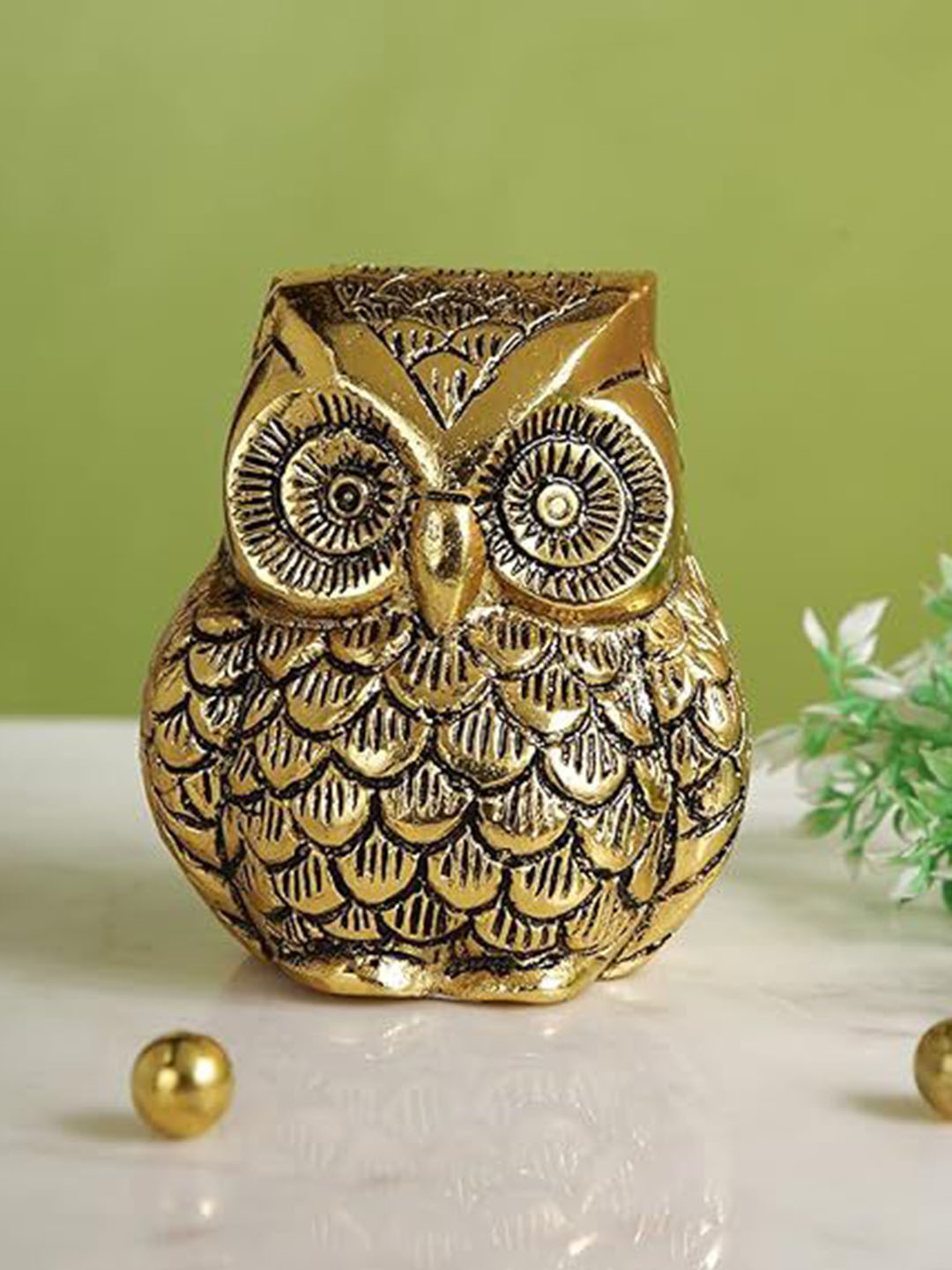 CraftVatika Owl Ative Gold Metal Metallic Living Room Hand-Crafted Medium Showpiece - 4 Inches