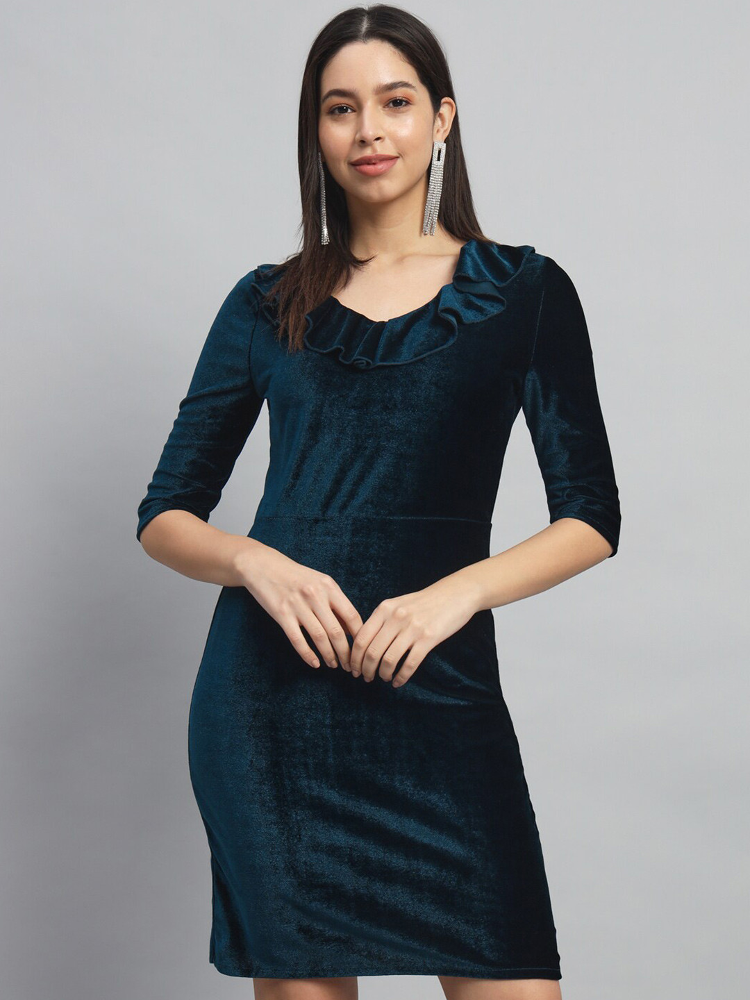 VAARARO V-Neck Ruffles Detail Velvet Sheath Dress