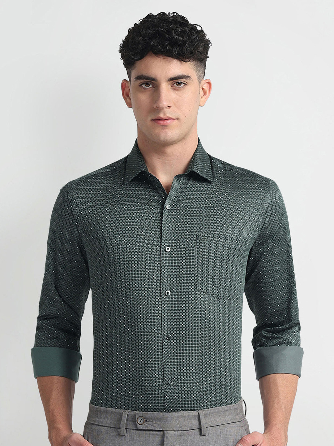 Arrow Micro Ditsy Printed Cotton Spread Collar Curved Slim Fit Formal Shirt