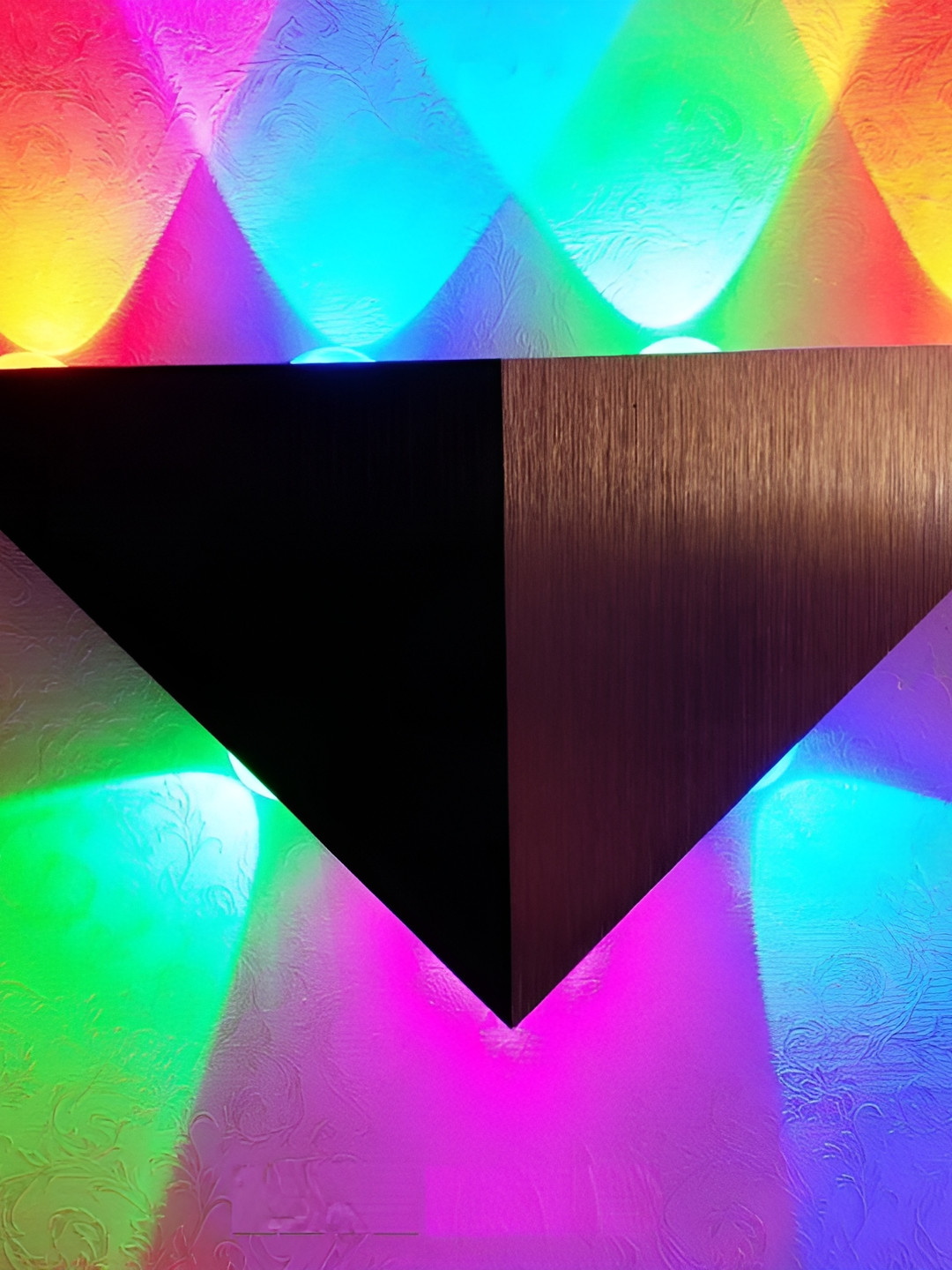 Areezo Multicoloured Aluminium Wall Lamp