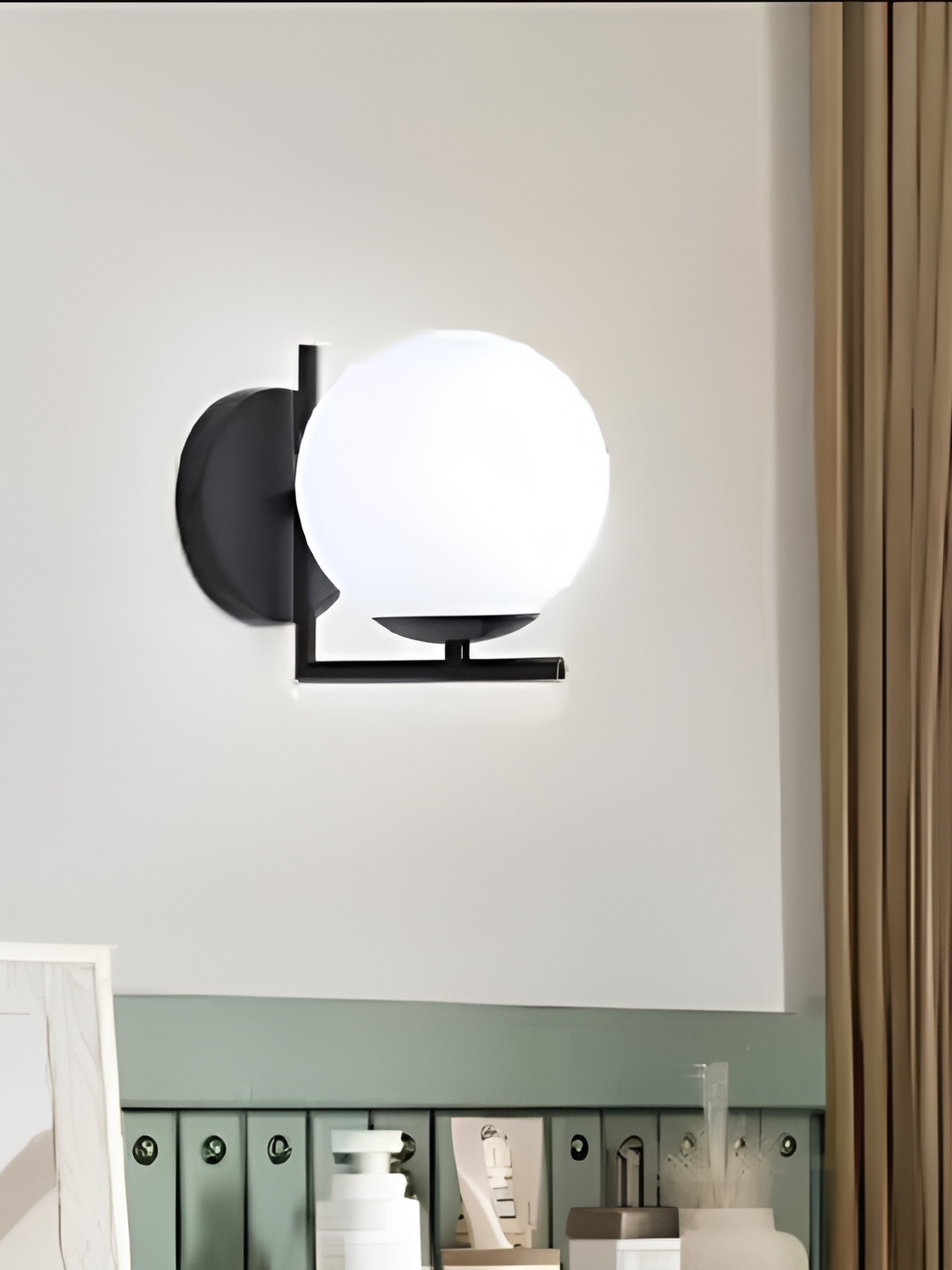 Areezo Black Metal Spherical Wall Lamp