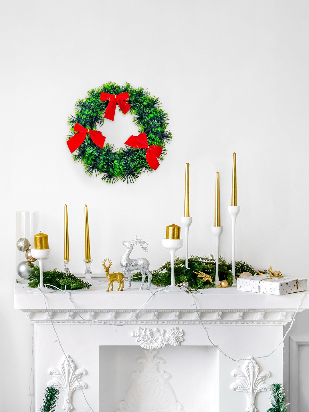 Special You Green & Red Christmas Wreath Decor