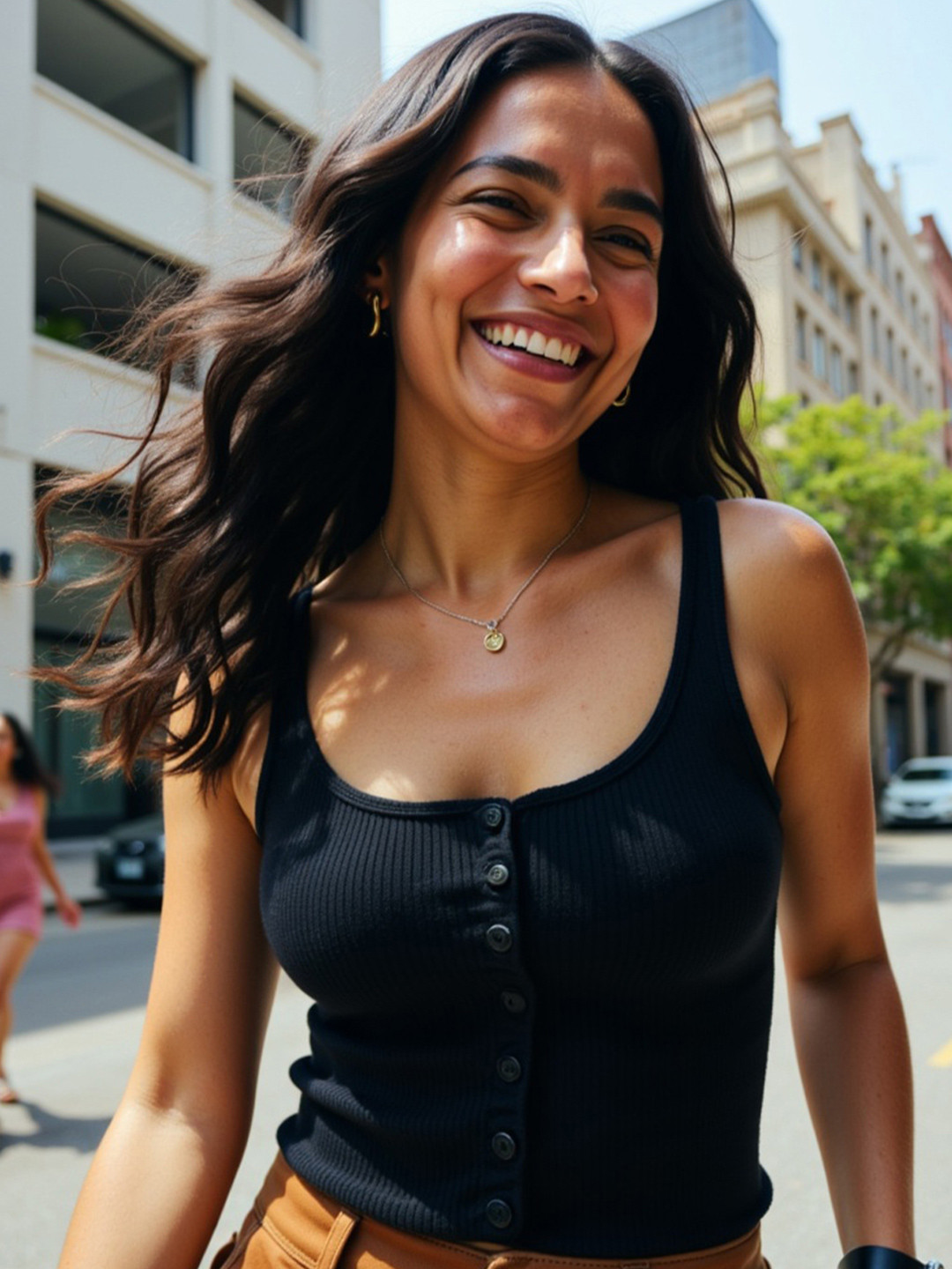 Mad Over Print Shoulder Strap Fitted Crop Top