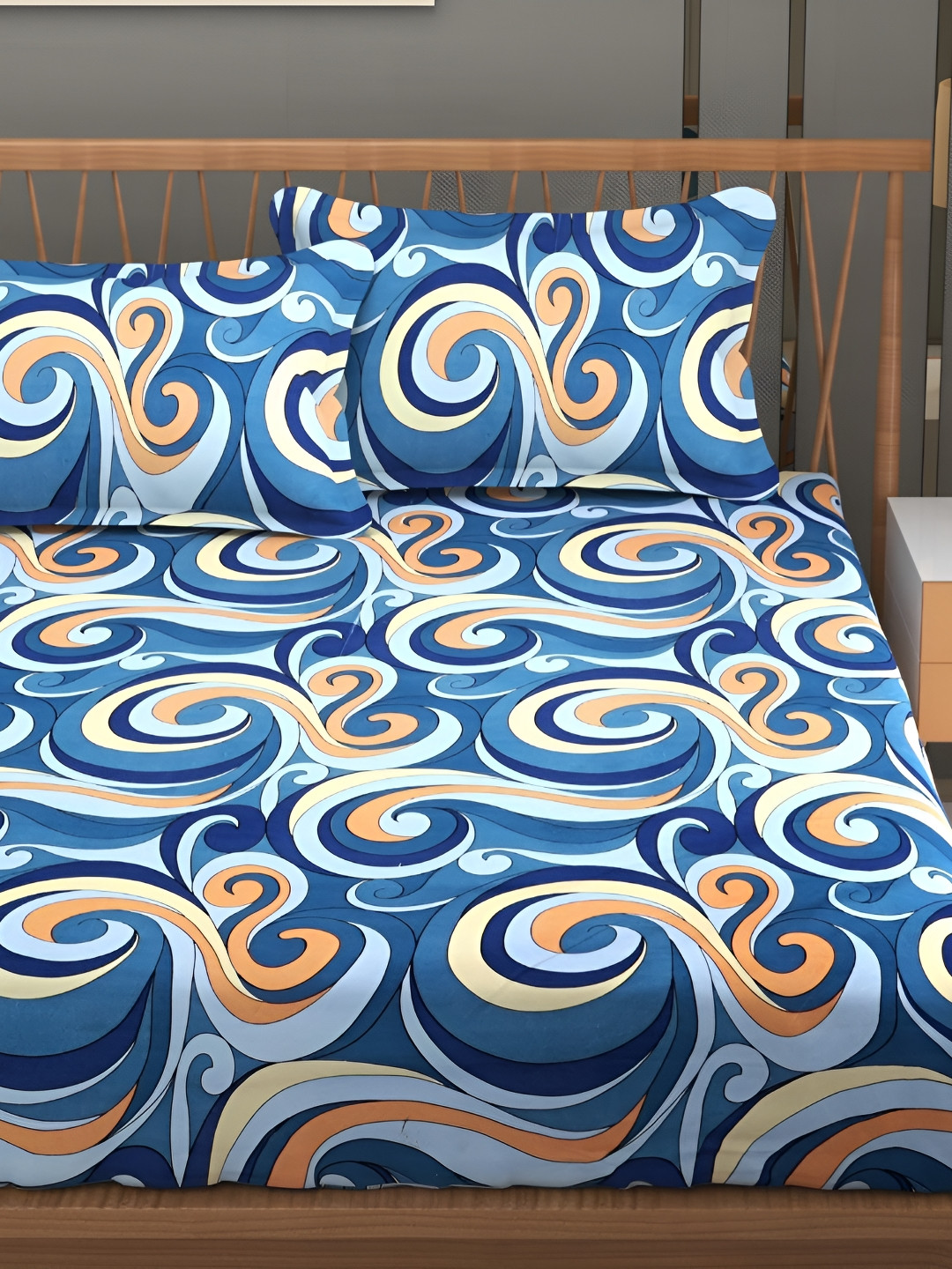 Innovative Edge Gongha Blue Abstract Cotton 160 TC Fitted King Superfine Bedsheet with 2 Pillow Covers-274 x 274 cm