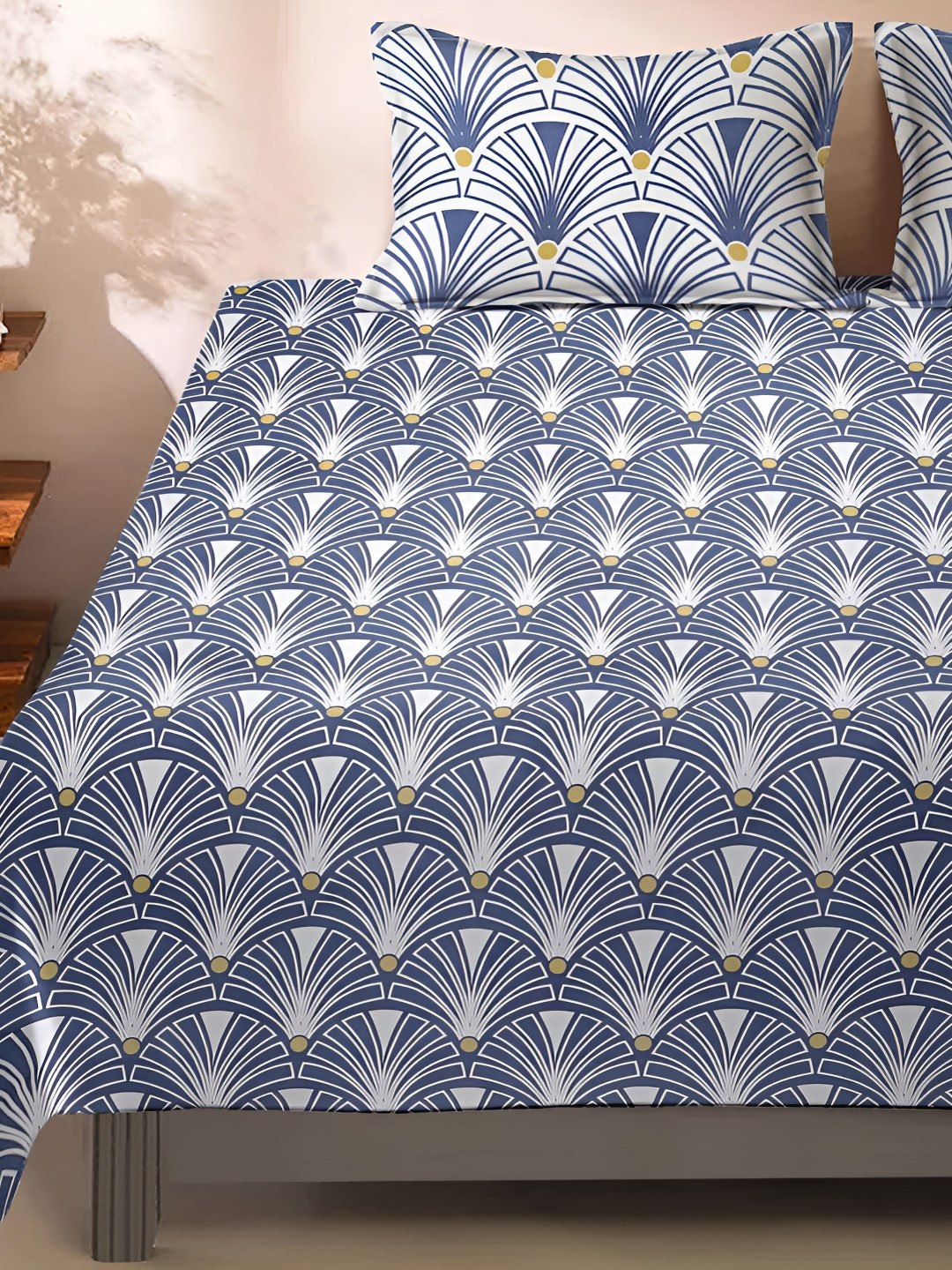 Innovative Edge Blue Graphic Cotton 160 TC Fitted King Superfine Bedsheet with 2 Pillow Covers-78 x 84 inches