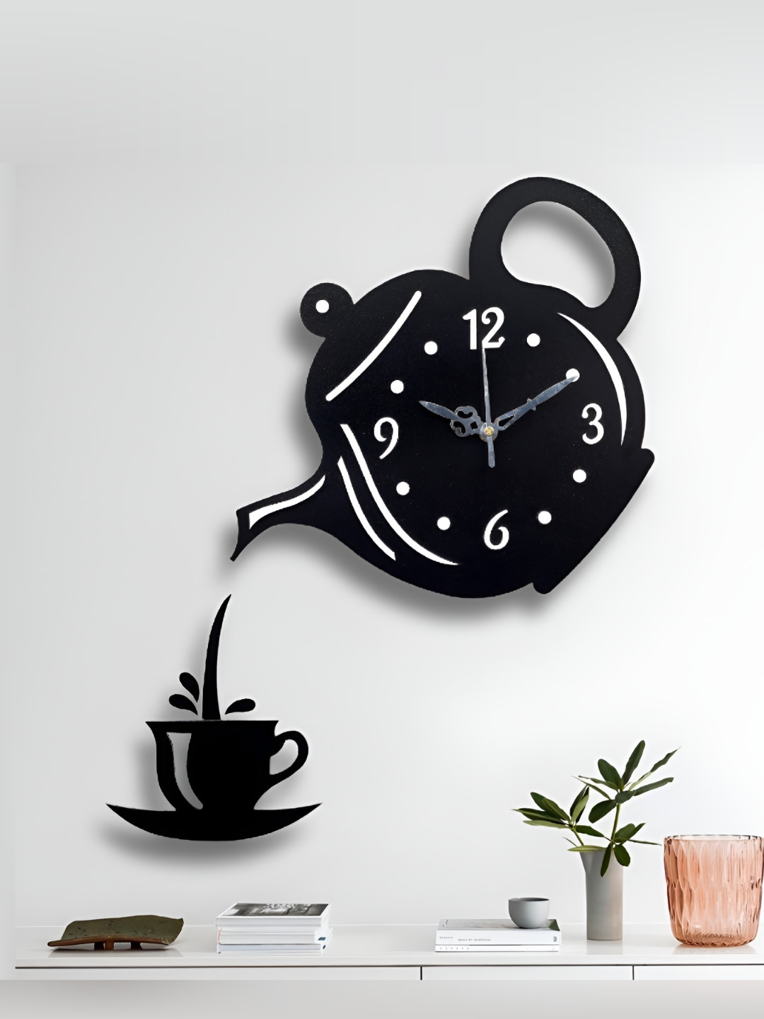 FASTQT Black & White Abstract Shaped Wooden Analogue Contemporary Wall Clock