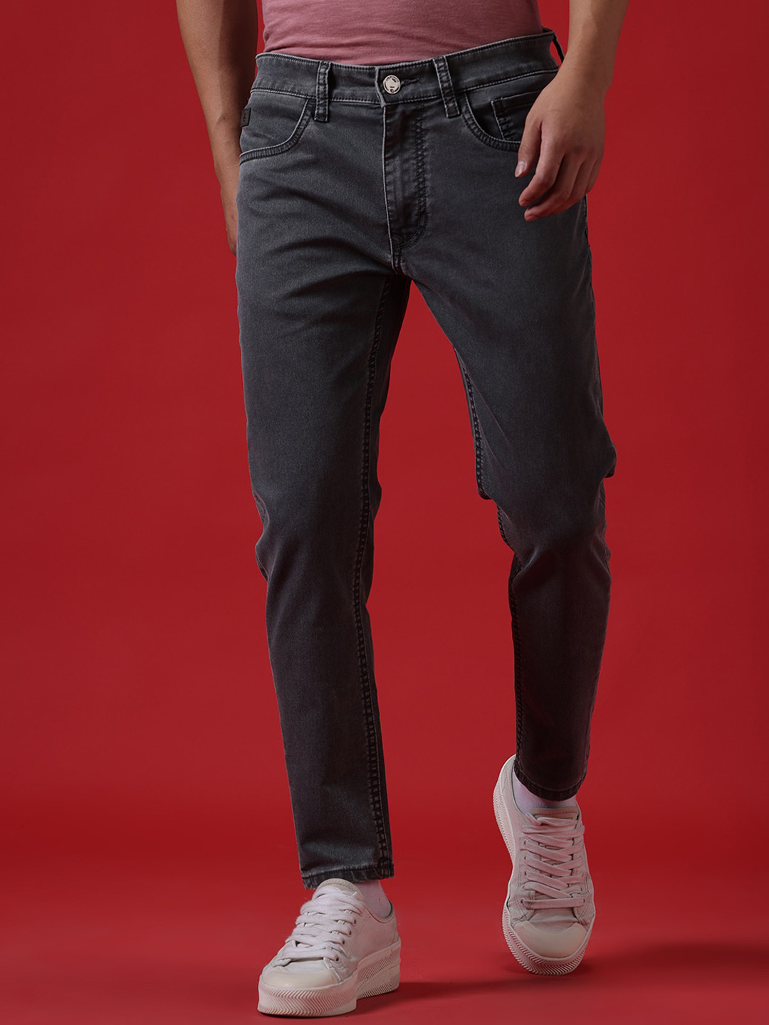 WROGN Men Comfort Skinny Fit Clean Look Cotton Jeans