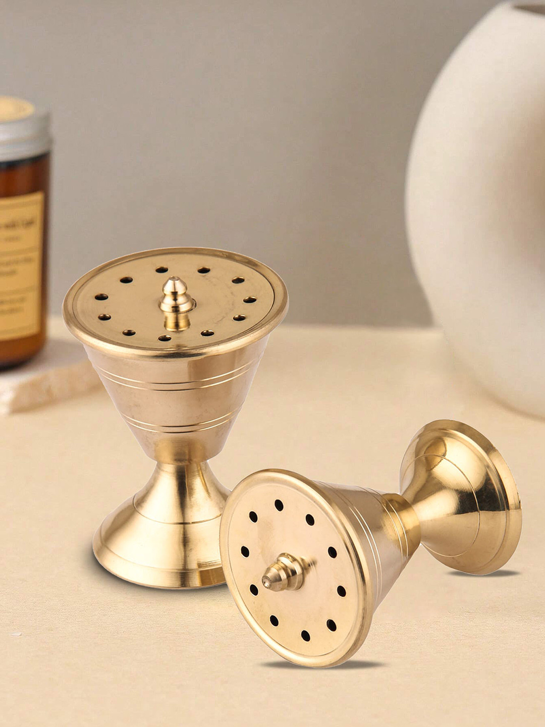 DOKCHAN Brown Textured Brass Incense Holder