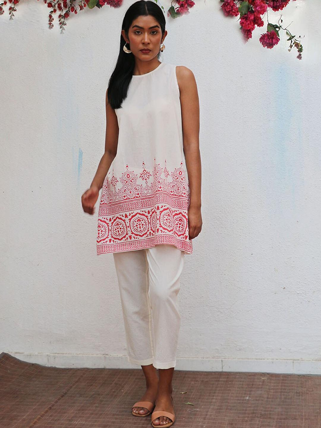 Chidiyaa Souline Ethnic Motifs Printed Regular Pure Cotton A-Line Kurti With Trousers