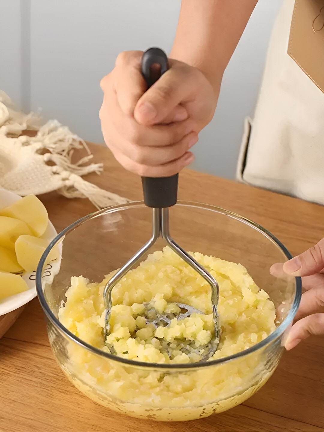 UniKart Black & Silver Toned Stainless Steel Masher