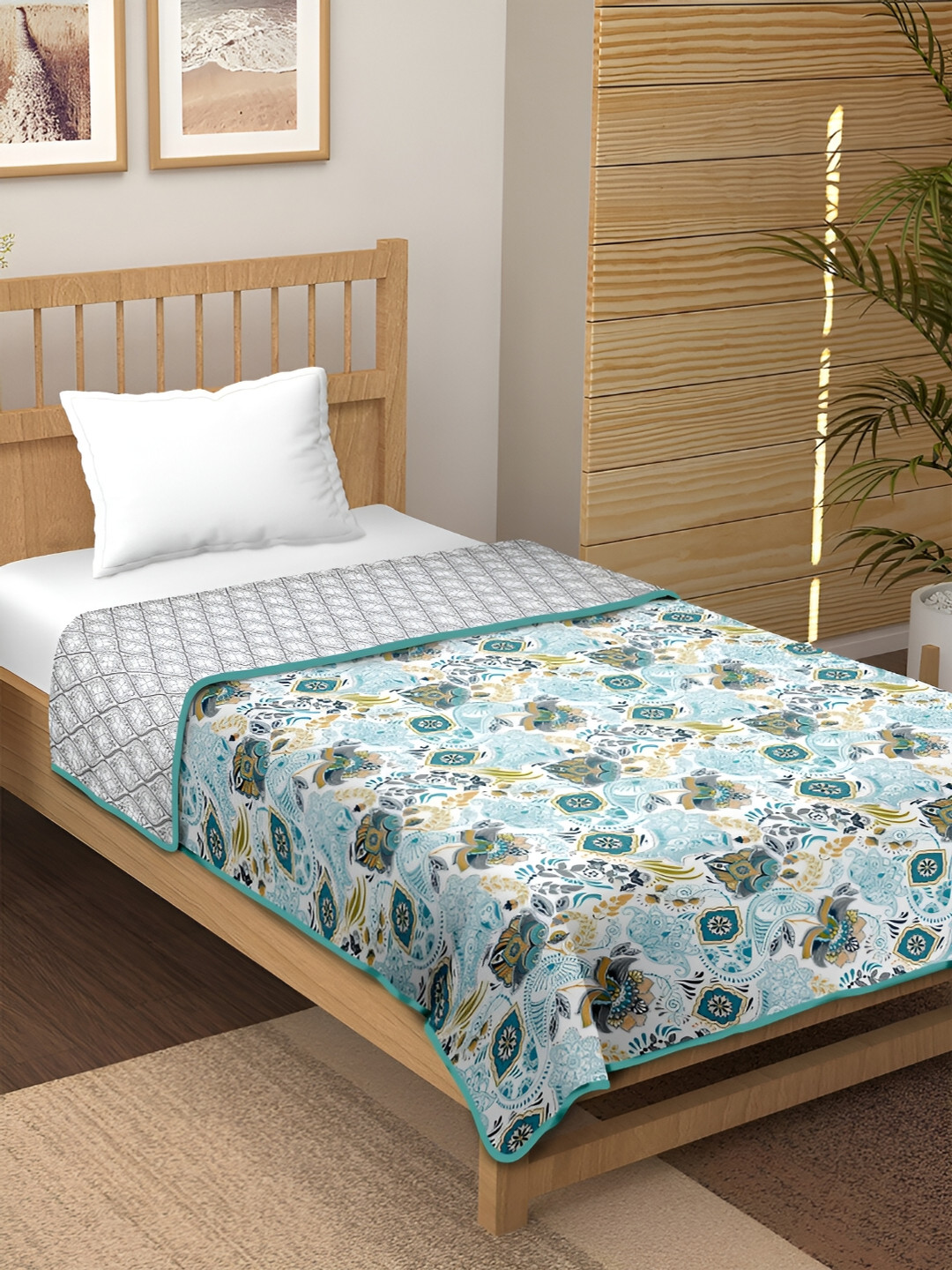CHICERY Teal & White Floral 210 GSM Pure Cotton AC Room Single Bed Dohar