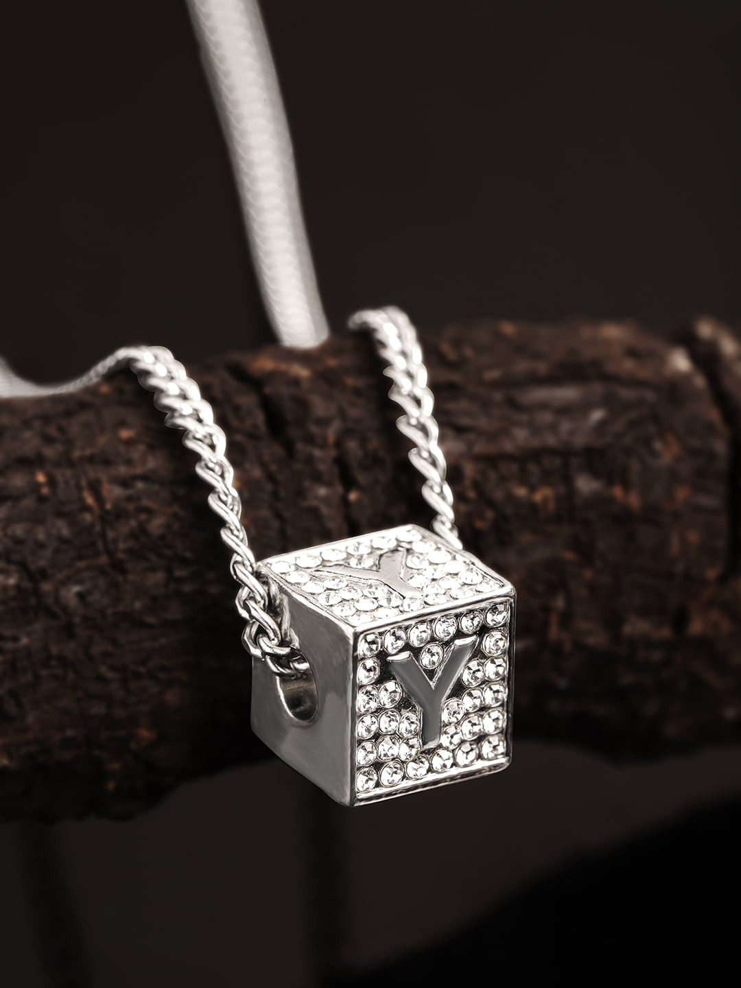 The Roadster Lifestyle Co Men Silver-Toned American Diamond-Studded Pendant With Chain