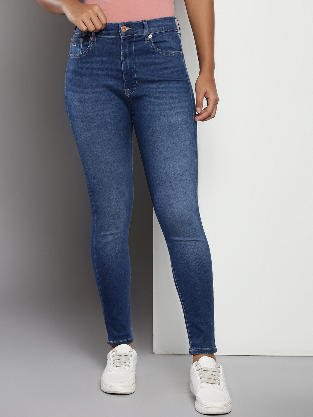 Tommy Hilfiger Women Jean Skinny Fit High-Rise Light Fade Jeans
