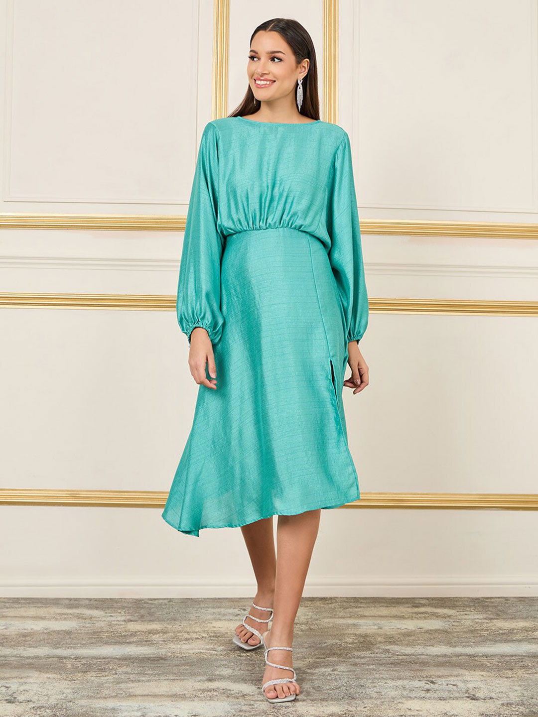 Styli Green Boat Neck Dolman Sleeve A-Line Midi Dress With Side Slit
