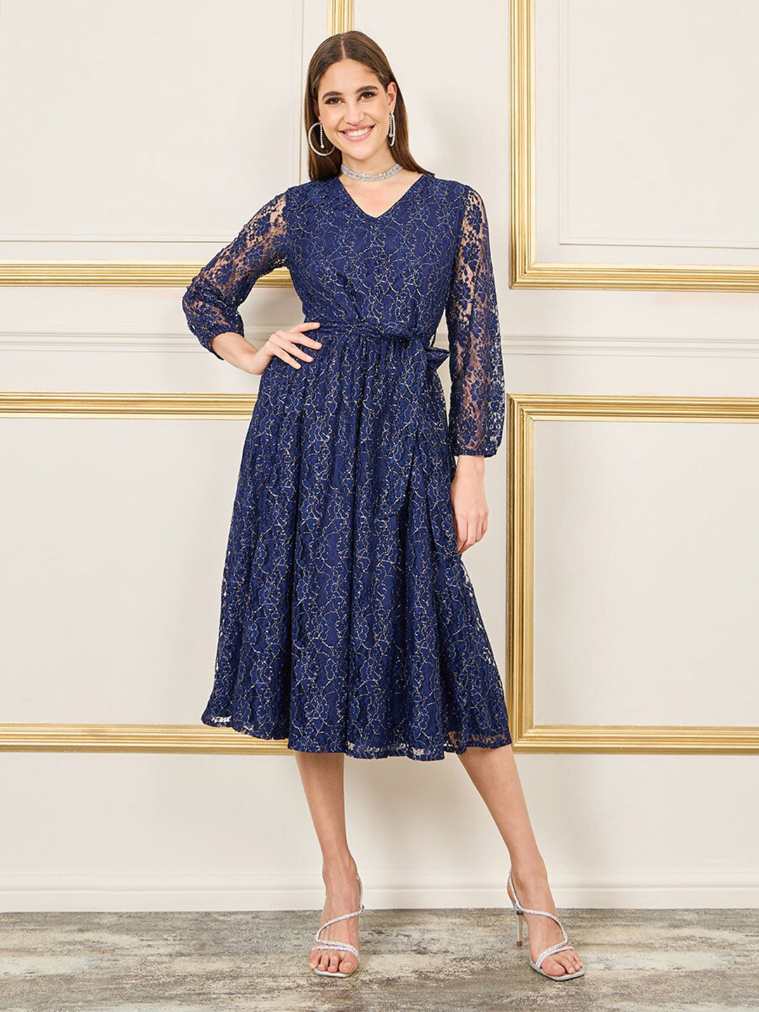 Styli Navy Blue V-Neck Floral Contrast Lace A-Line Midi Dress