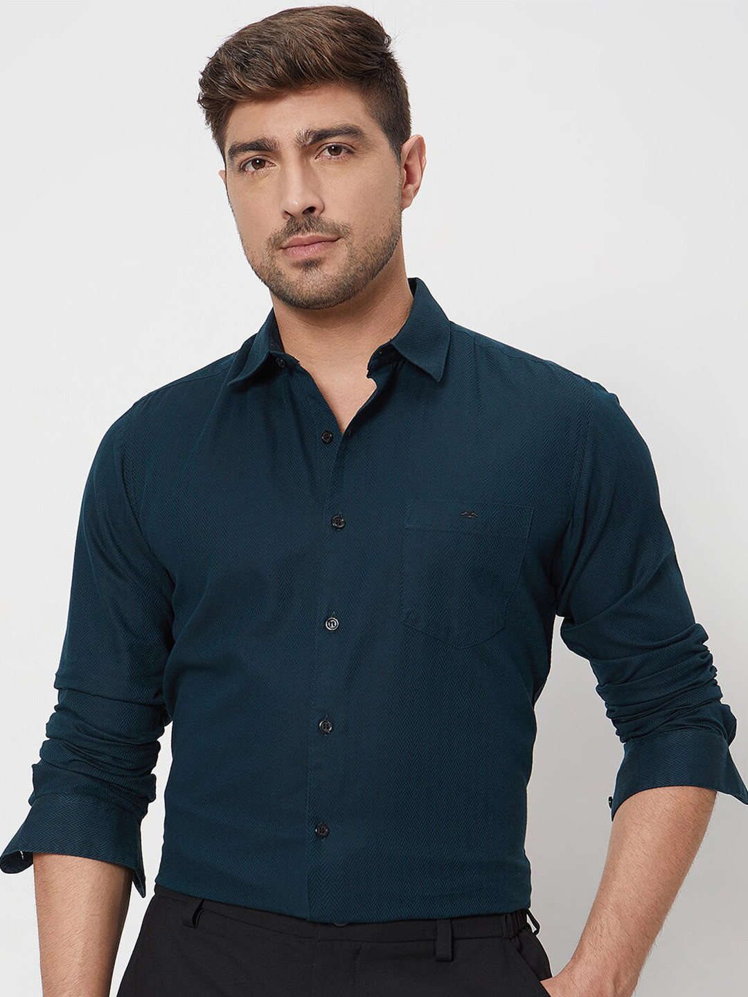 Mufti Self Design Slim Fit Spread Collar Long Sleeves Cotton Casual Shirt