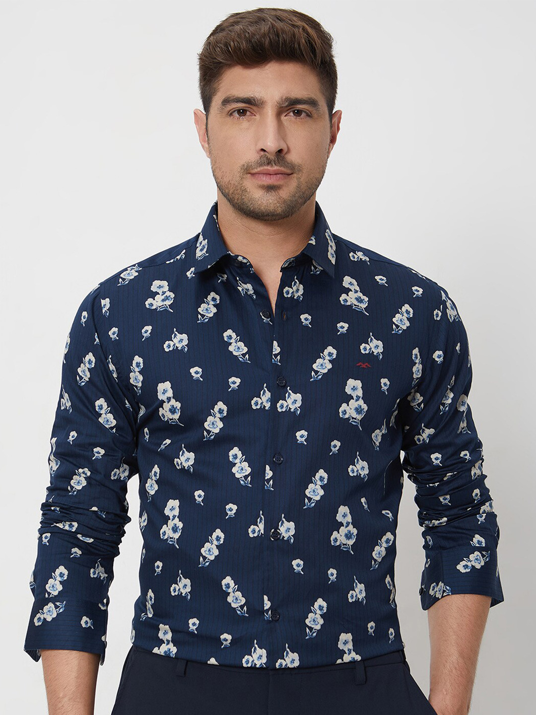Mufti Slim Fit Floral Printed Spread Collar Long Sleeves Cotton Casual Shirt