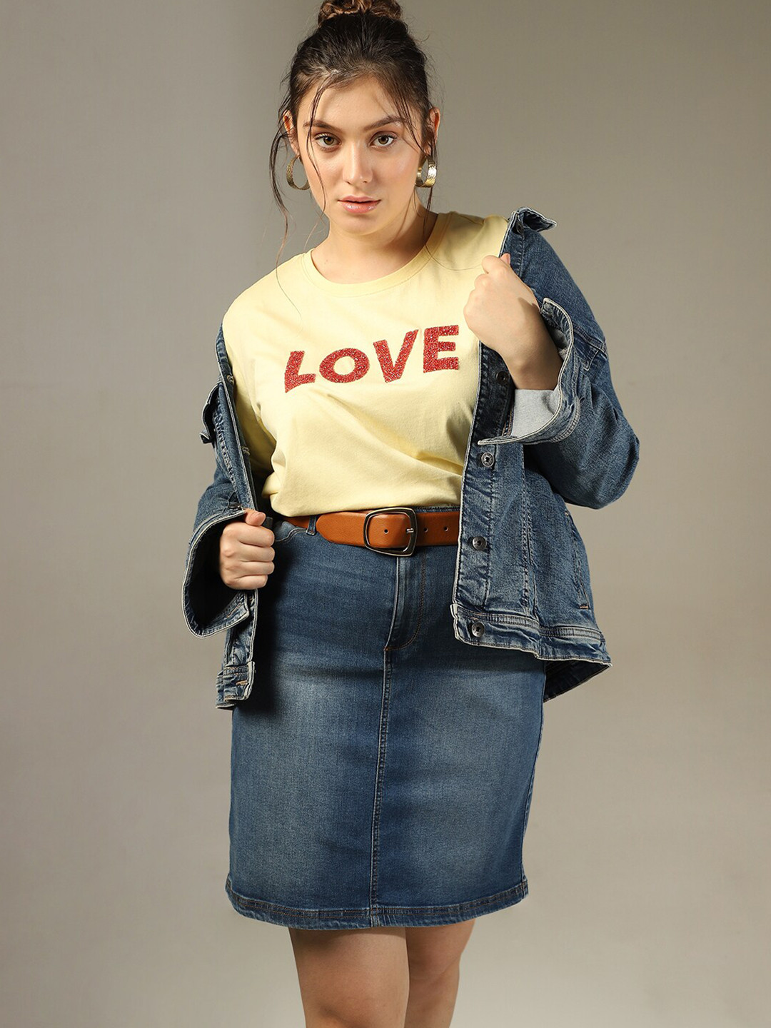 VERO MODA CURVE Typography Printed Round Neck Short Sleeves Cotton T-shirt