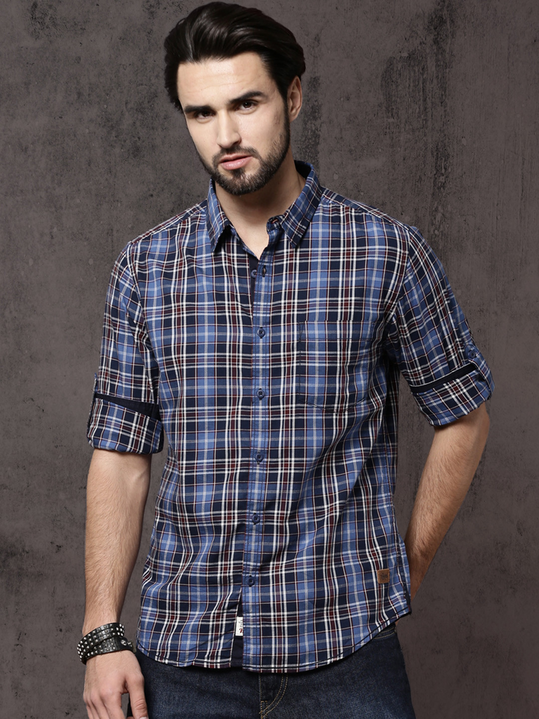 Roadster Men Navy \u0026 Maroon Regular Fit 