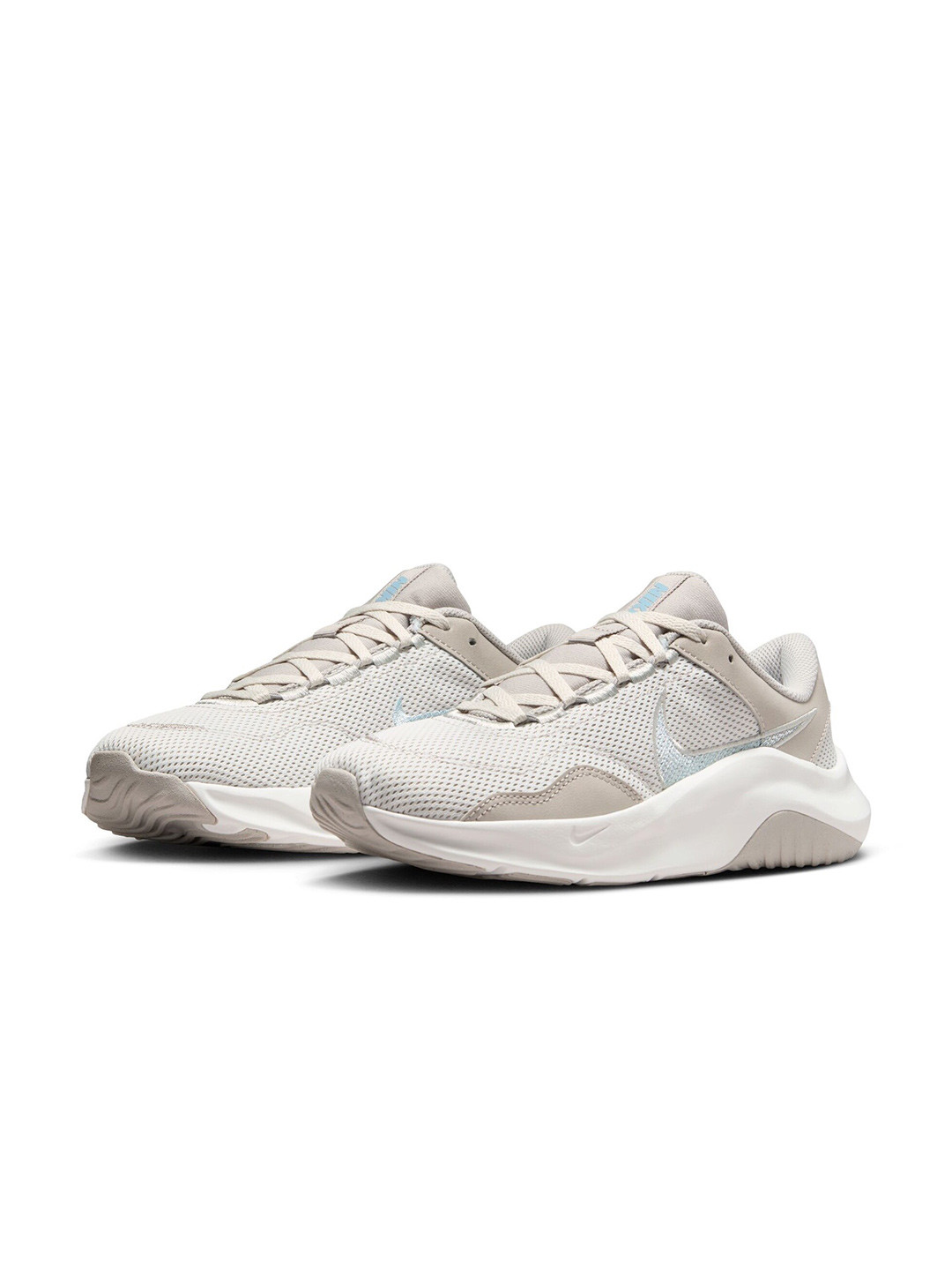 Nike Women Legend Essential 3 Next Nature Workout Shoes