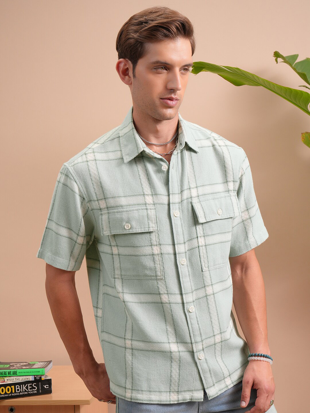 LOCOMOTIVE Dobby Textured Checked Utilitypocket Oversized Cotton Overshirt