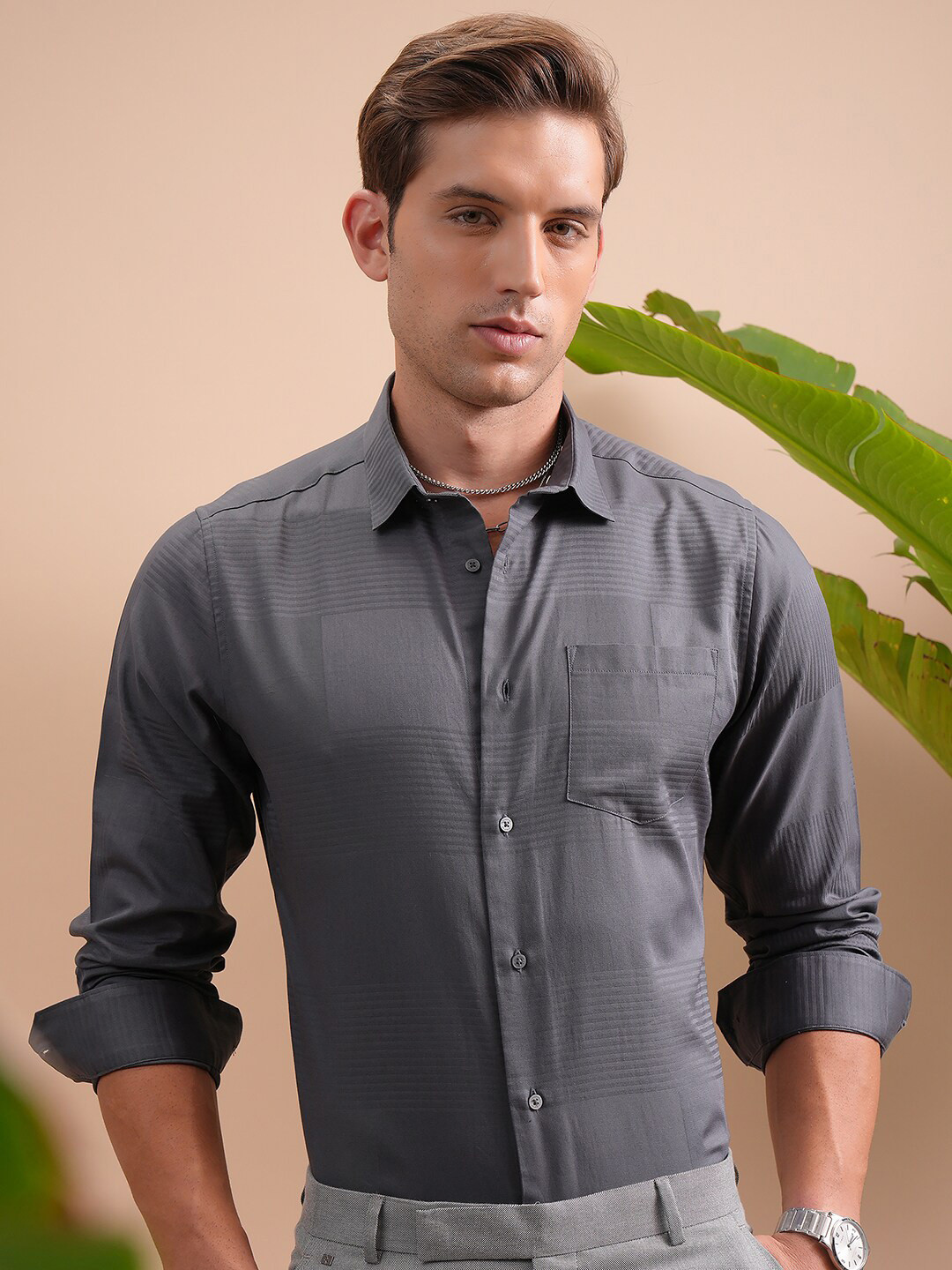 LOCOMOTIVE Relaxed Fit Cutaway Collar Semi Cut Away Cotton Shirt