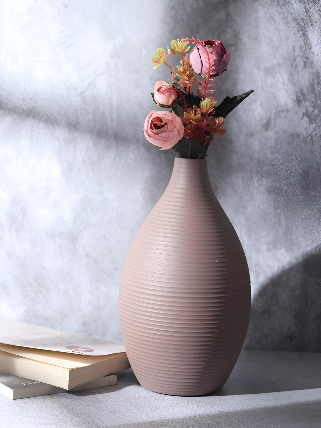 Decor de Maison Pink Enamel Textured Flower Vase