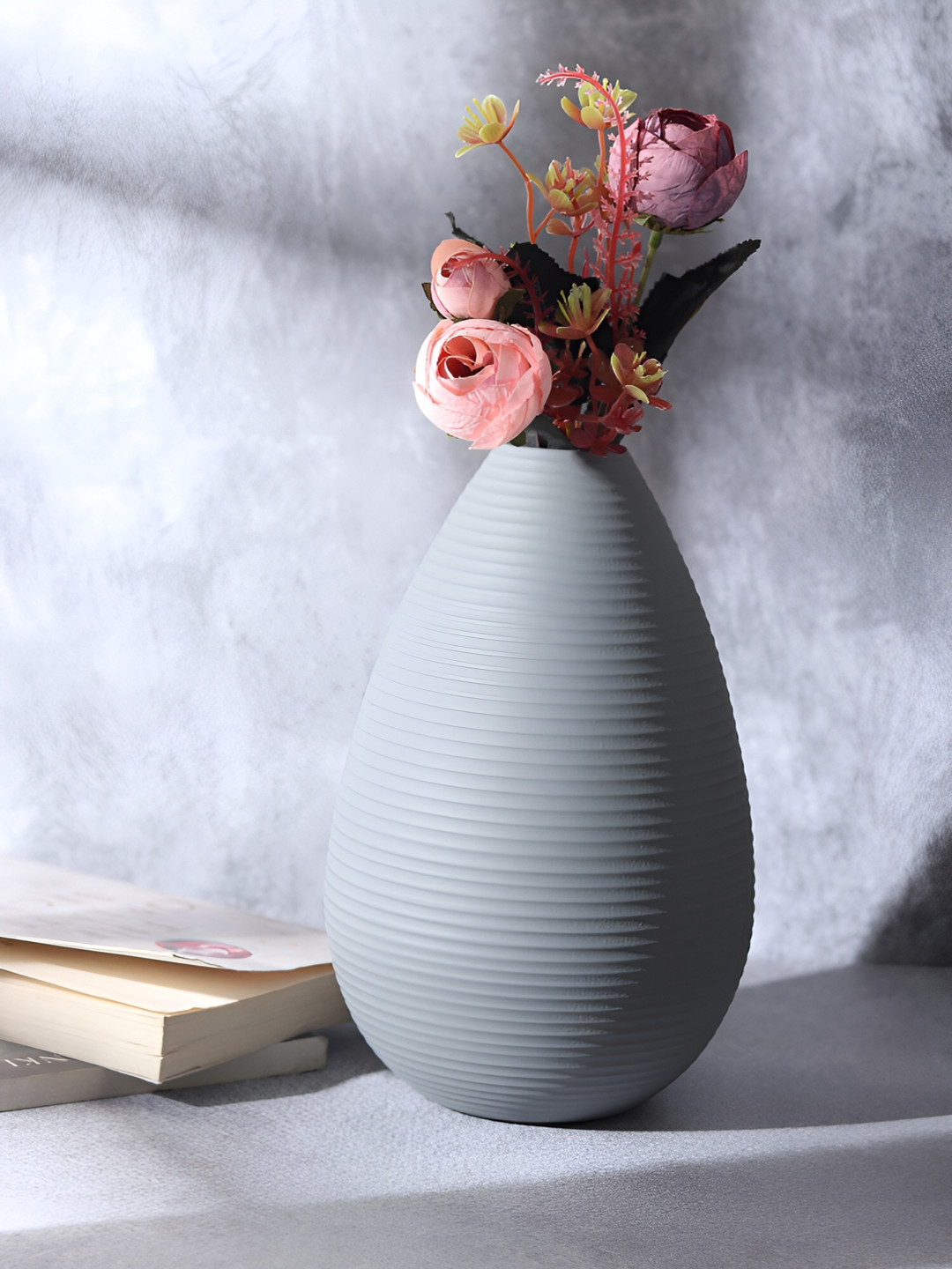 Decor de Maison Klova Mint Pistachio Green Textured Planter