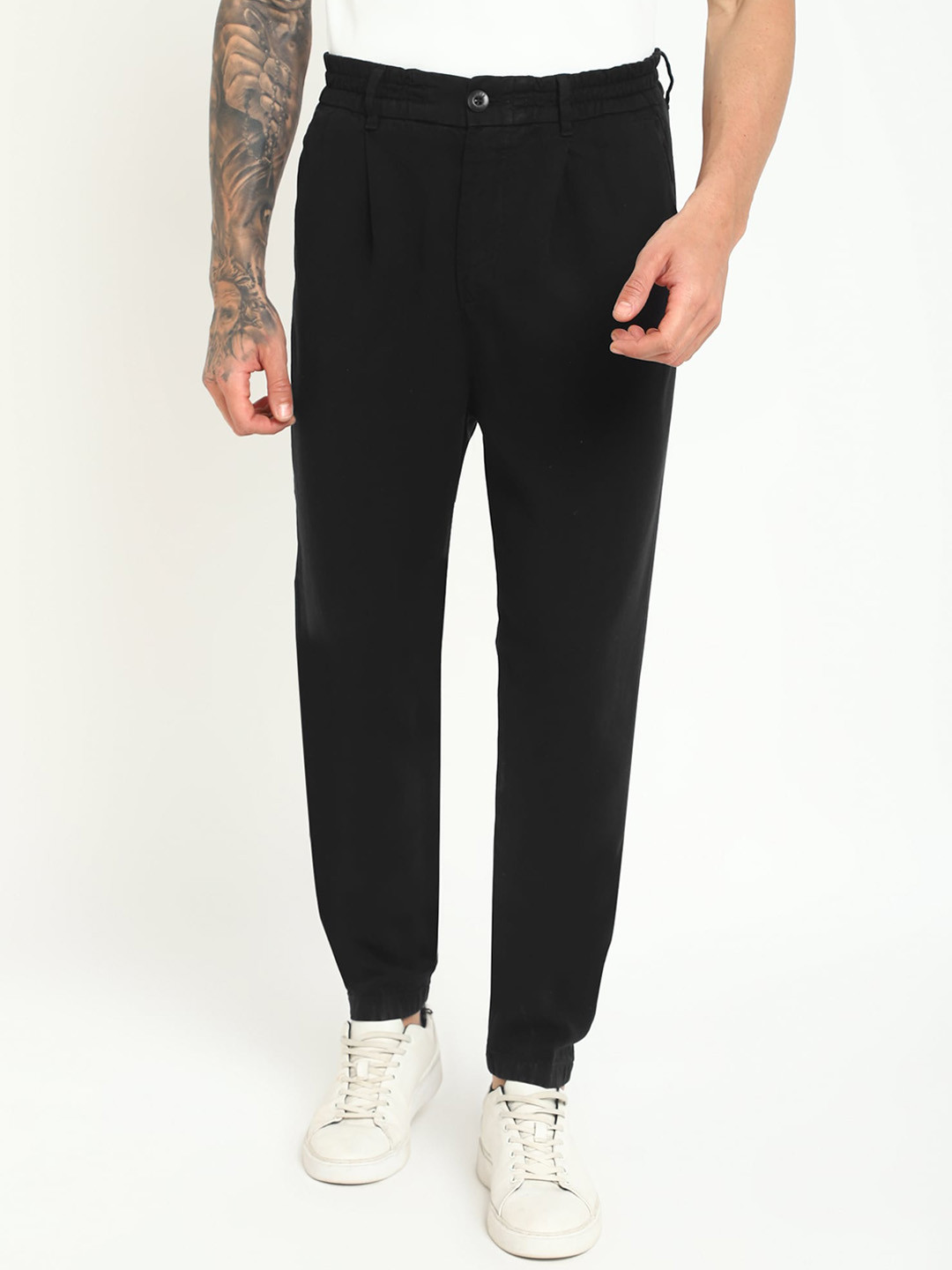 GUESS Men Slim Fit Low-Rise Trousers