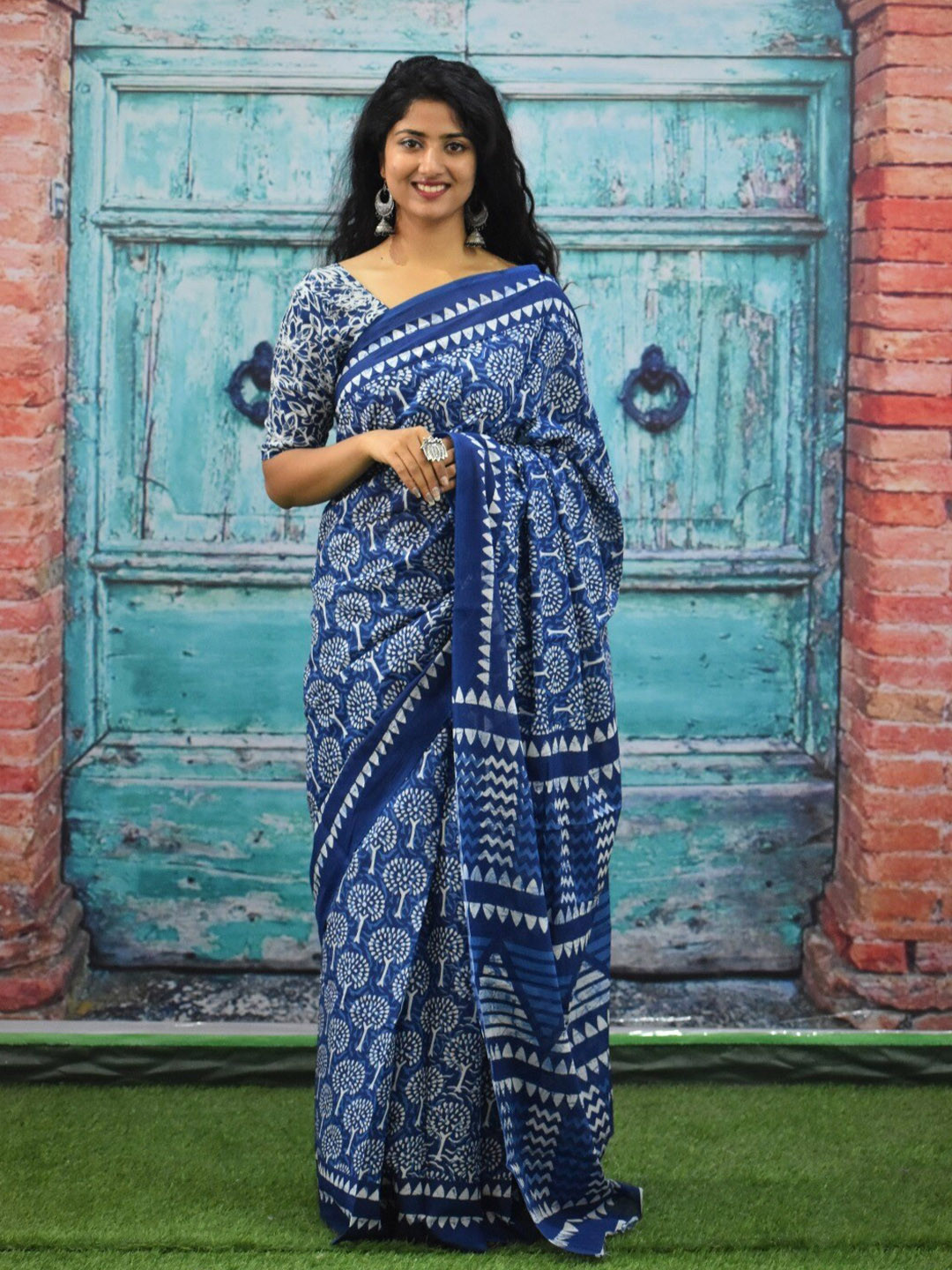 TROPWEAR Pure Cotton Block Print Saree