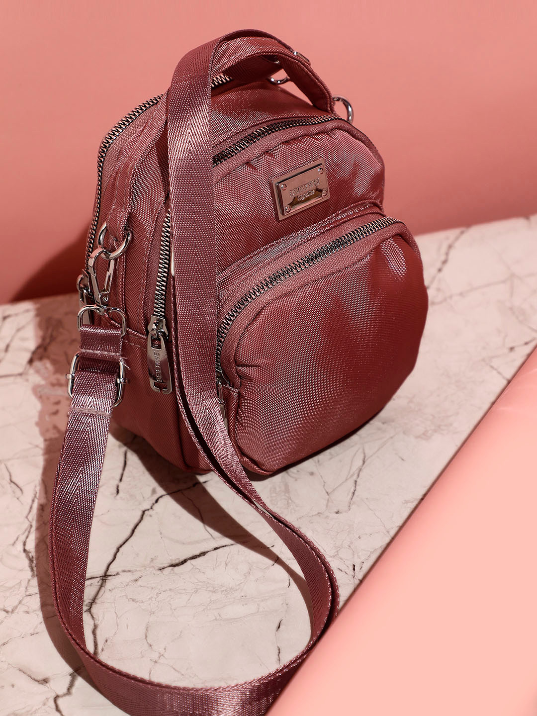 LULU & SKY Basics Ready With My Structured Handheld Bag