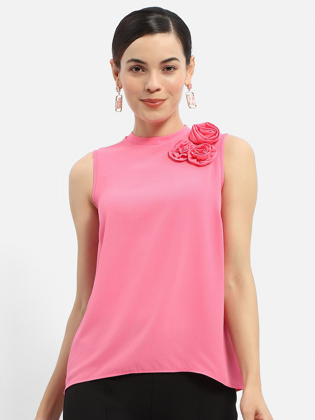 Madame Sleeveless Round Neck Top