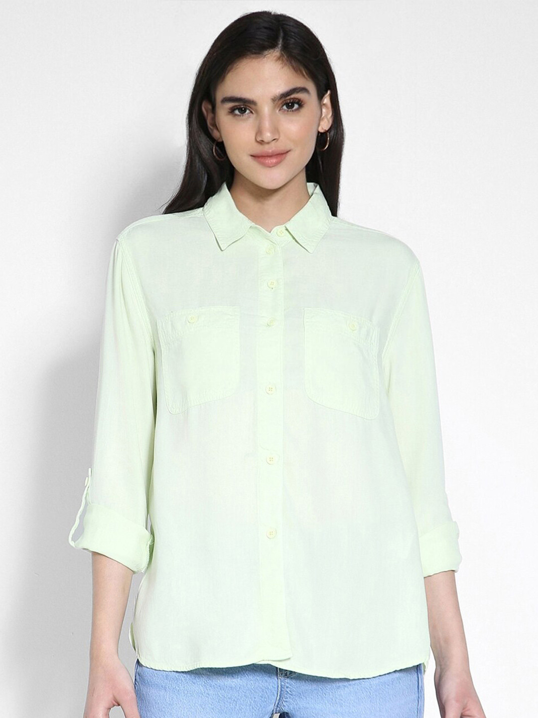 AMERICAN EAGLE OUTFITTERS Spread Collar Roll-Up Sleeves High-Low Casual Shirt