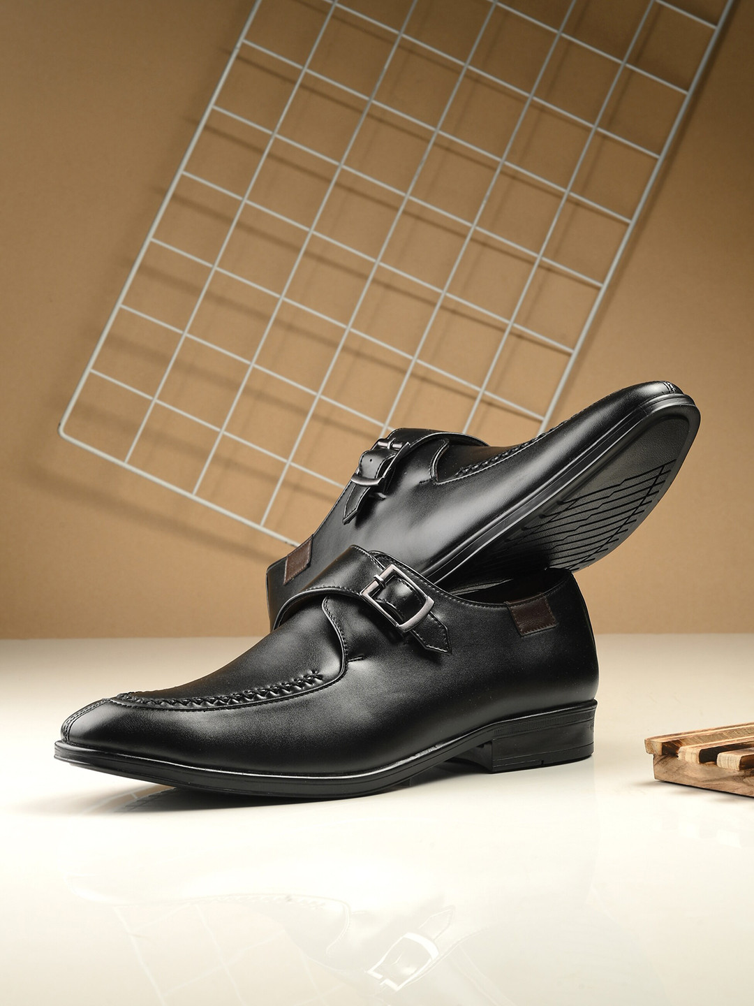 House of Pataudi Men Round Toe Formal Monks