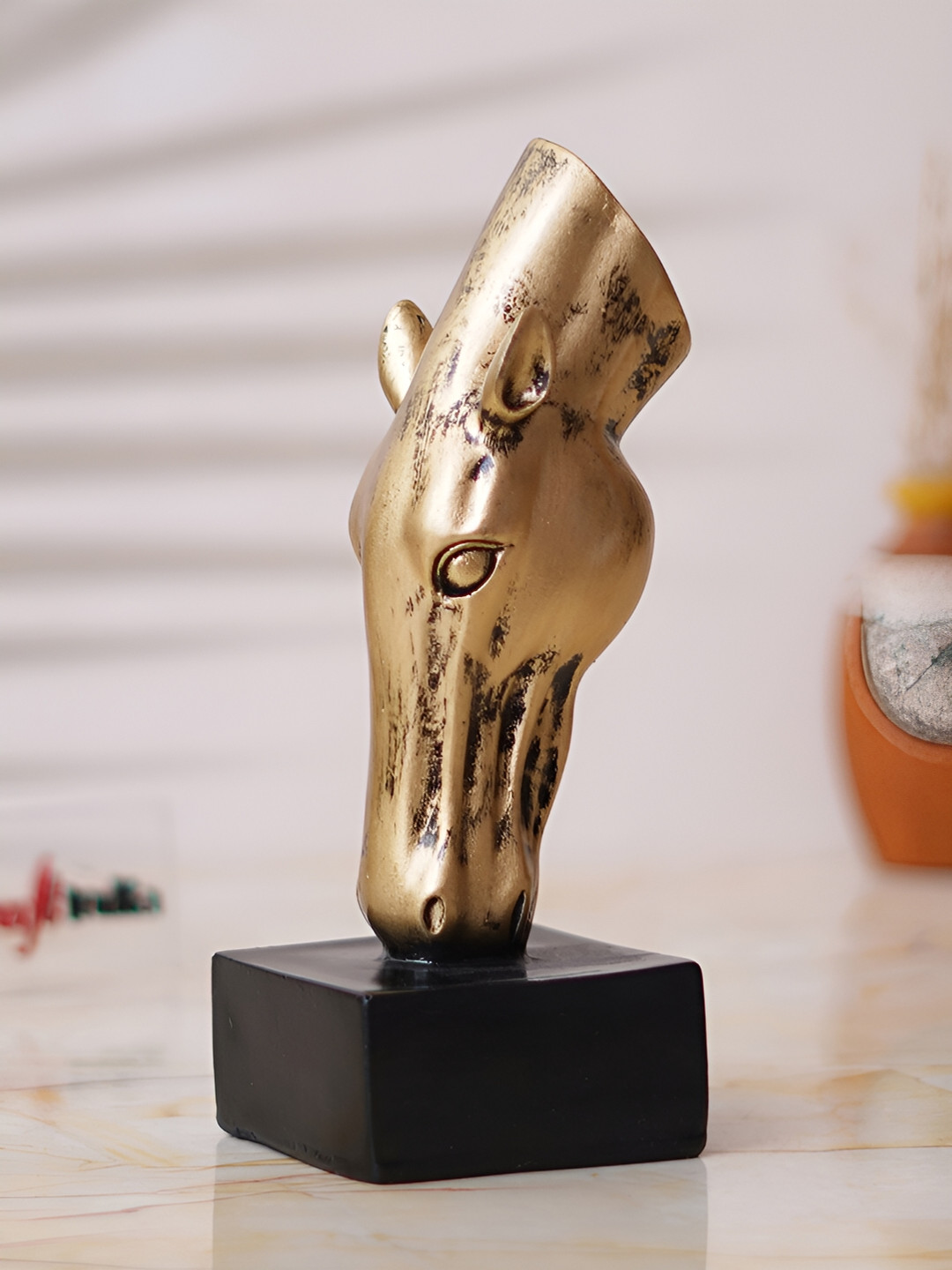 eCraftIndia Horse Head Gold Polyresin Natural Home Office Small Showpiece - 7.3 Inches