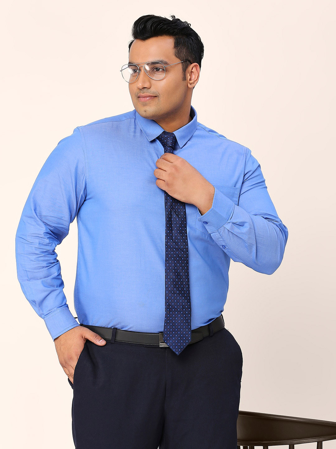 Sztori Plus Size Relaxed Fit Pure Cotton Chambray Weave Formal Shirt
