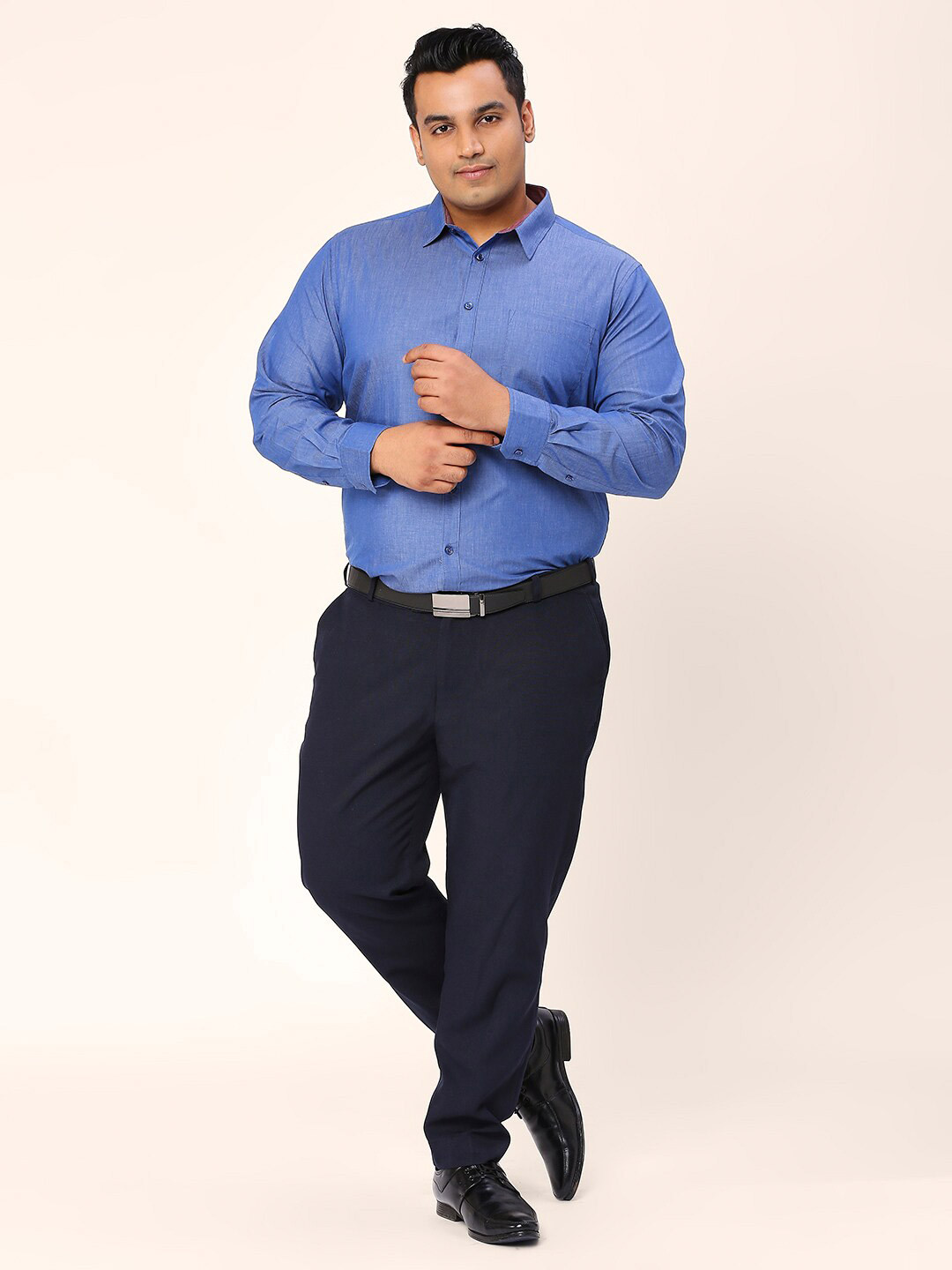 Sztori Plus Size Relaxed Fit Pure Cotton Chambray Weave Formal Shirt