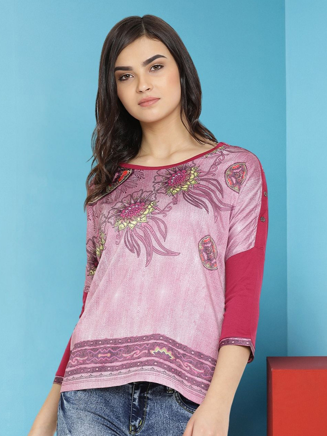 Moda Elementi Ethnic Motifs Print Extended Sleeves Cotton Top