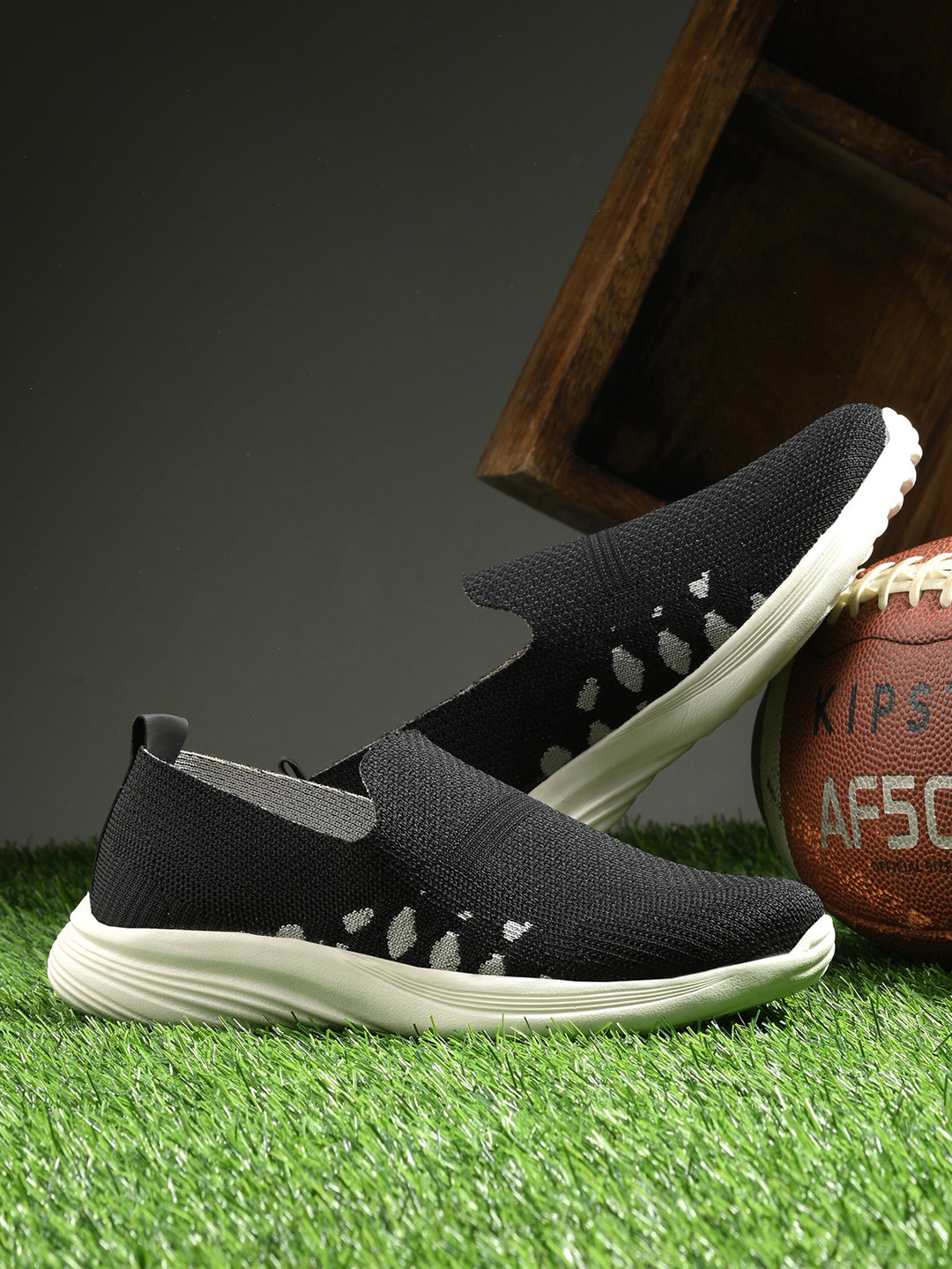 The Roadster Lifestyle Co. Women Black Flyknit Comfortable Training Shoes