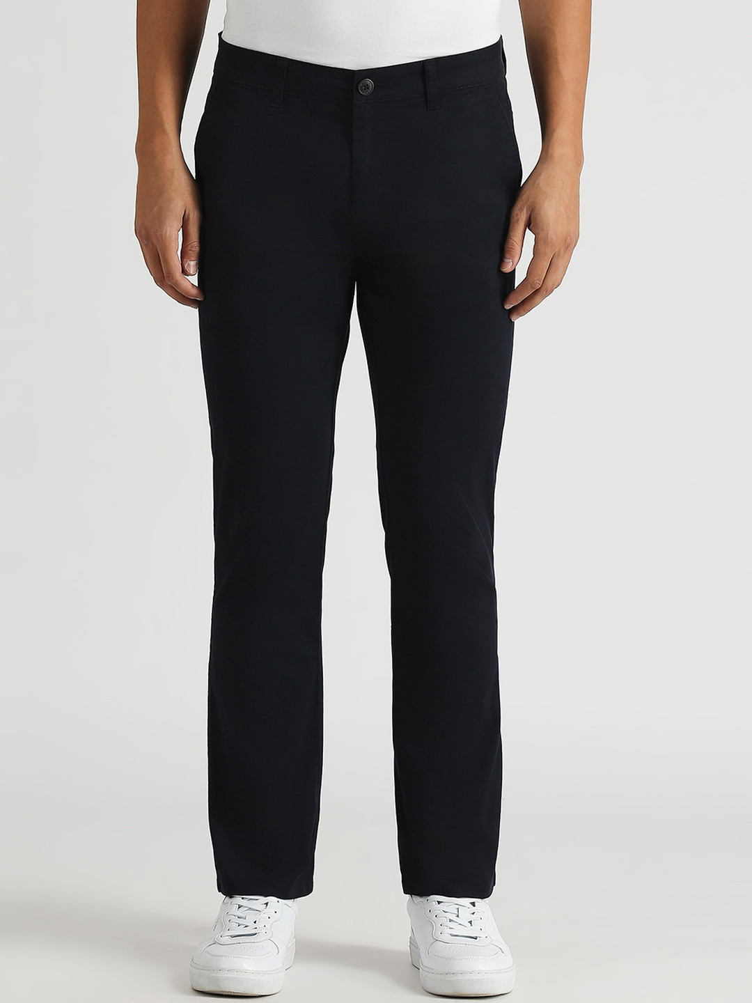 Pepe Jeans Maze Feather Men Straight Fit Mid Rise Chinos Trousers