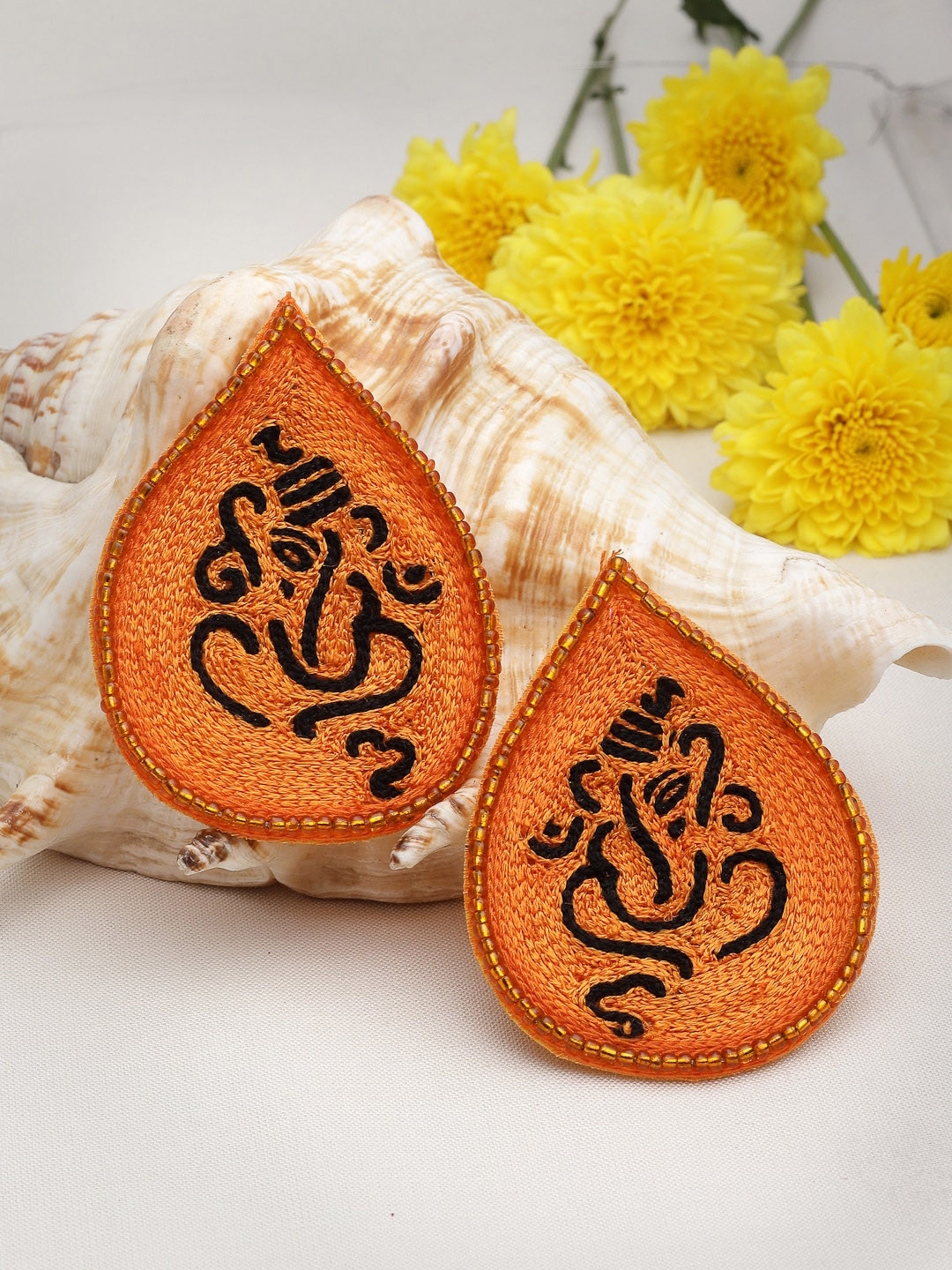 Moedbuille Beads Beaded Lord Ganesha Teardrop Shaped Drop Earrings