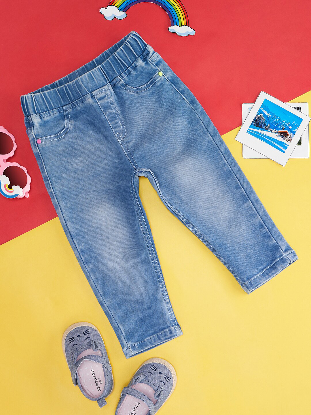 Pantaloons Baby Girls Heavy Fade Stretchable Jeans