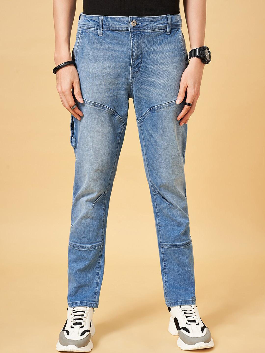 SF JEANS by Pantaloons Men Straight Fit Clean Look Heavy Fade Stretchable Jeans