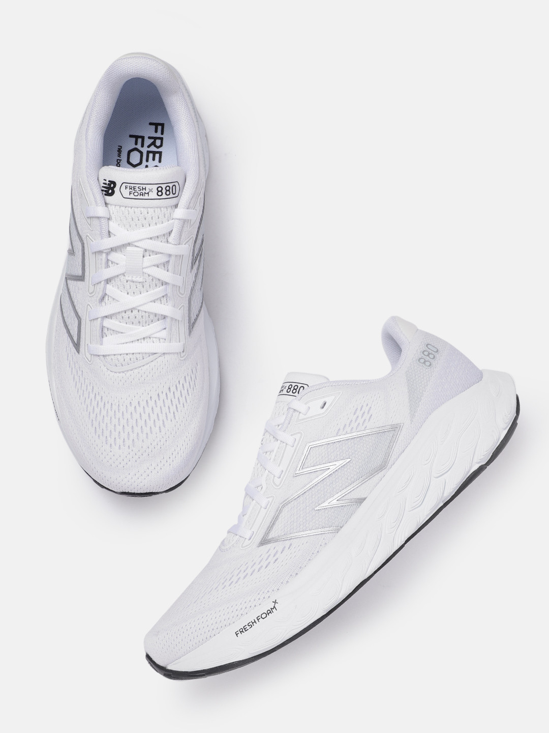 New Balance Men 880 Woven Design Round-Toe Running Shoes with Brand Logo Detail