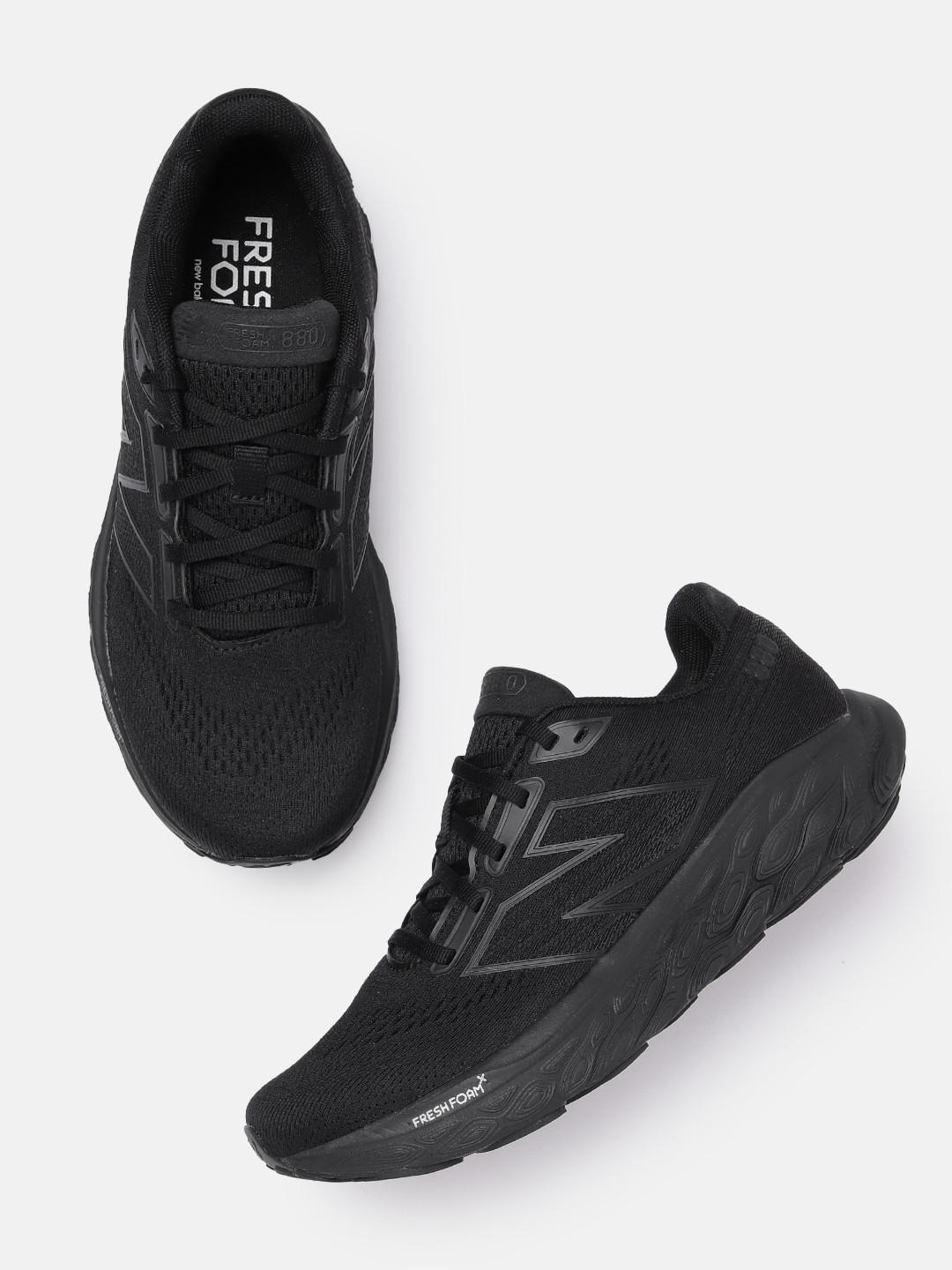 New Balance Women Woven Design 880 Running Shoes